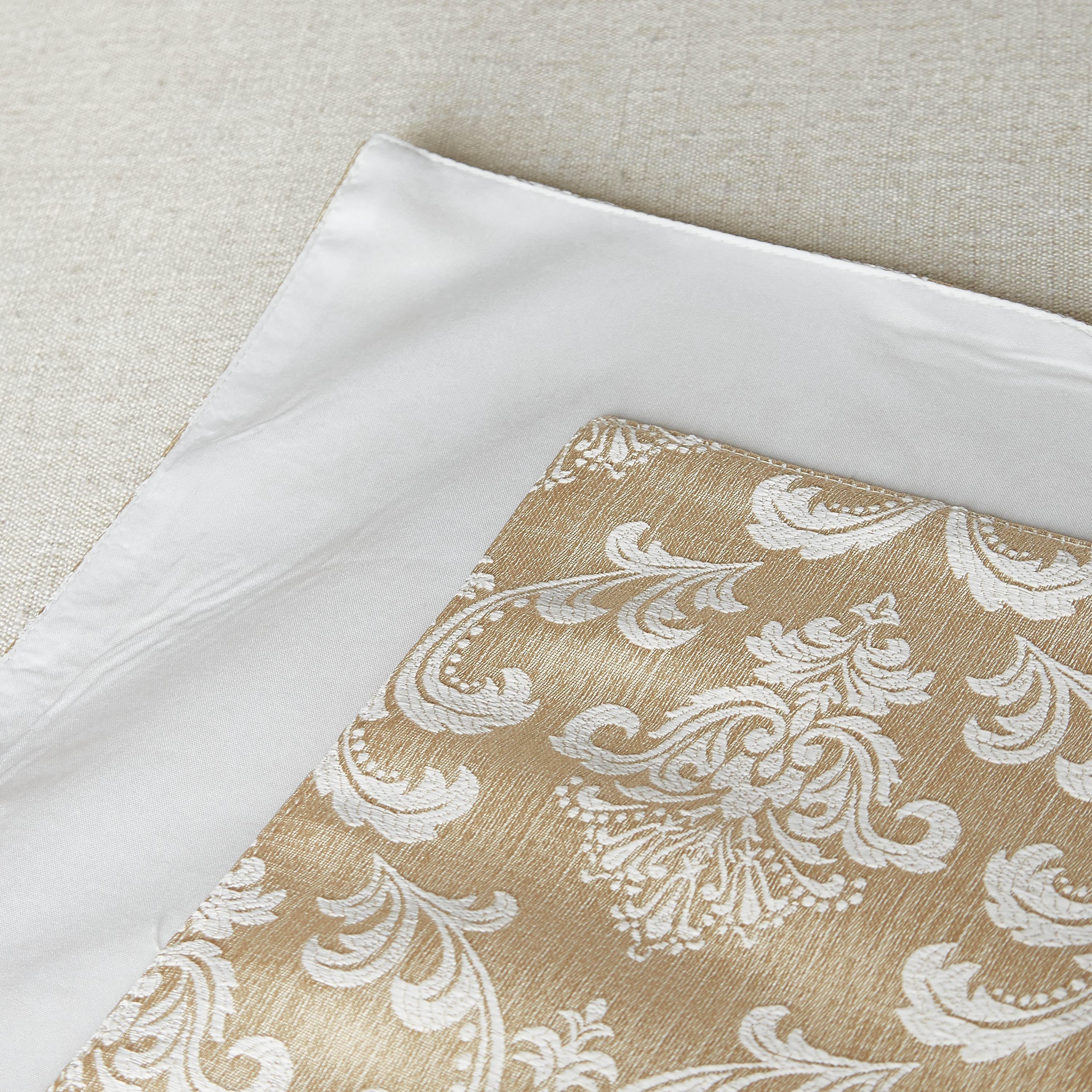 Damask Jacquard Table Runner - 33x180 cms-household-dining-tablelinen-runnersandtablecovers-image-5