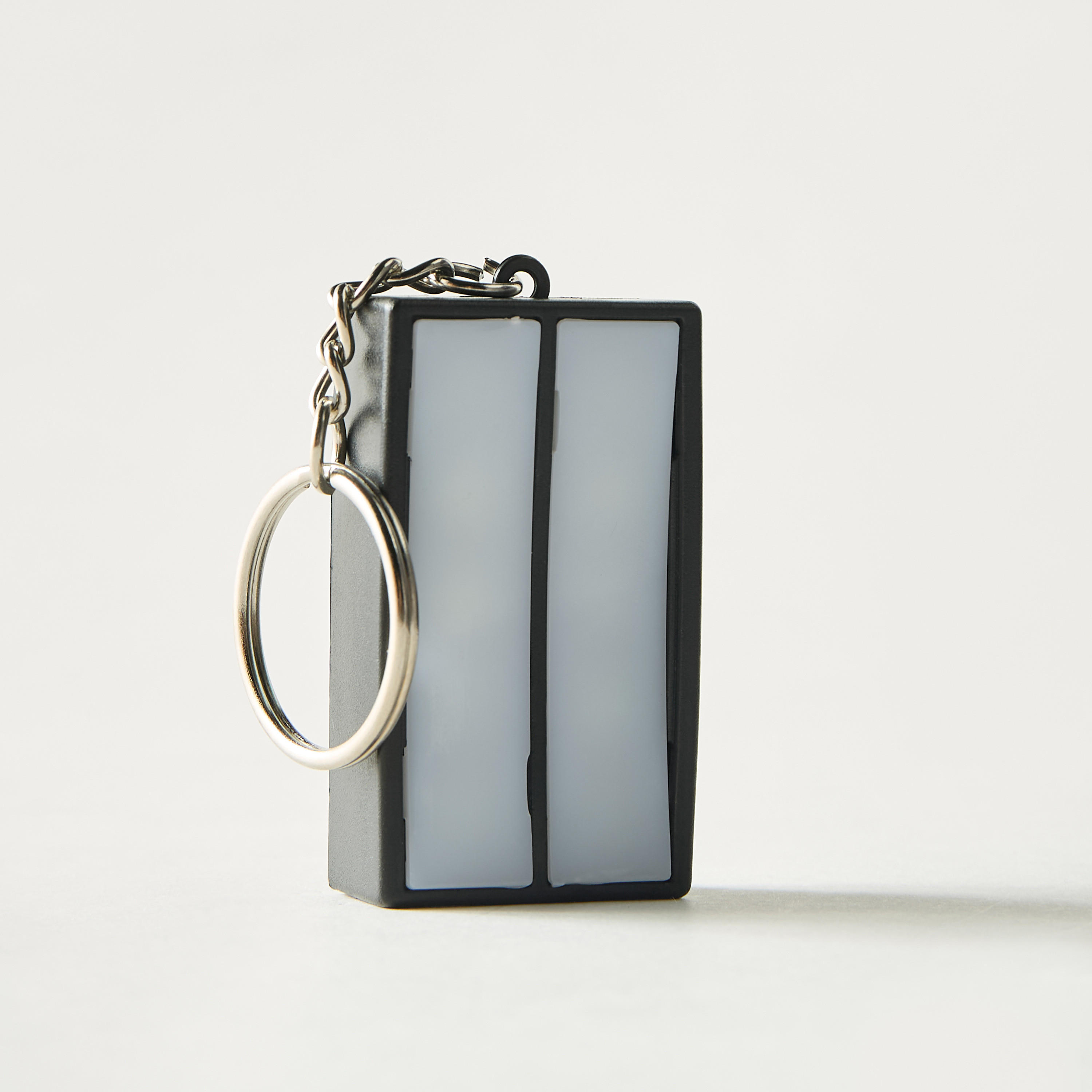 Findz Mighty Mini Light Box Keychain-toys-blocksandpuzzles-image-2