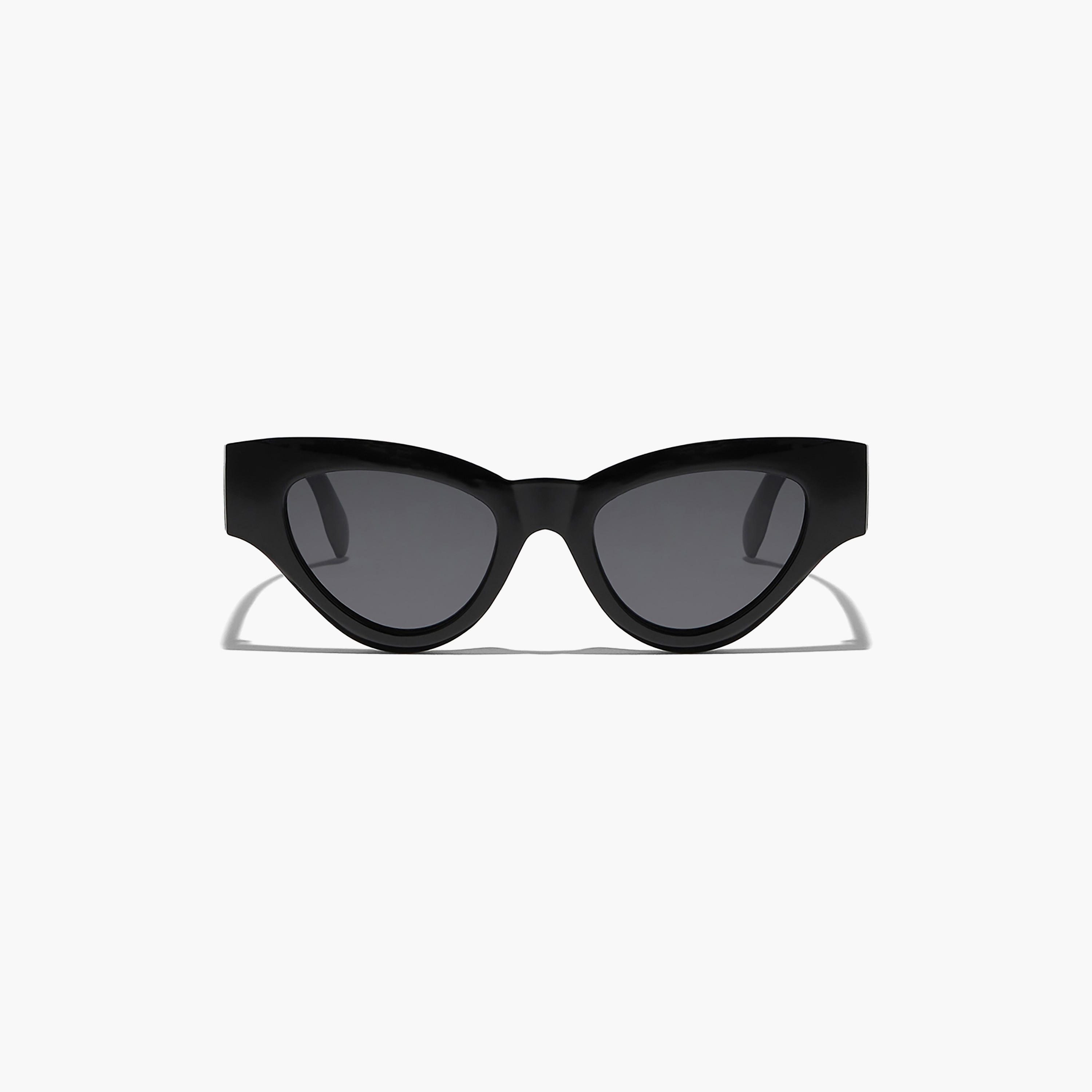 نظارة شمسية بعدسات سوداء ذات كات آي من بلاك أوت بيريوينكل مع 50 مم -women-sunglasses-image-3