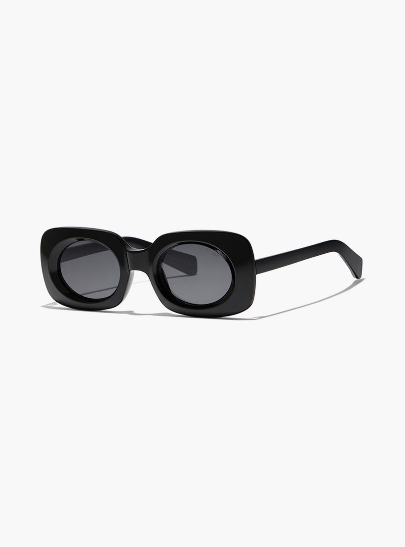BLA-000271-0101 | نظارة شمسية بعدسات سوداء مستطيلة مع 49 مم للنساء من بلاك أوت-women-sunglasses-image-1