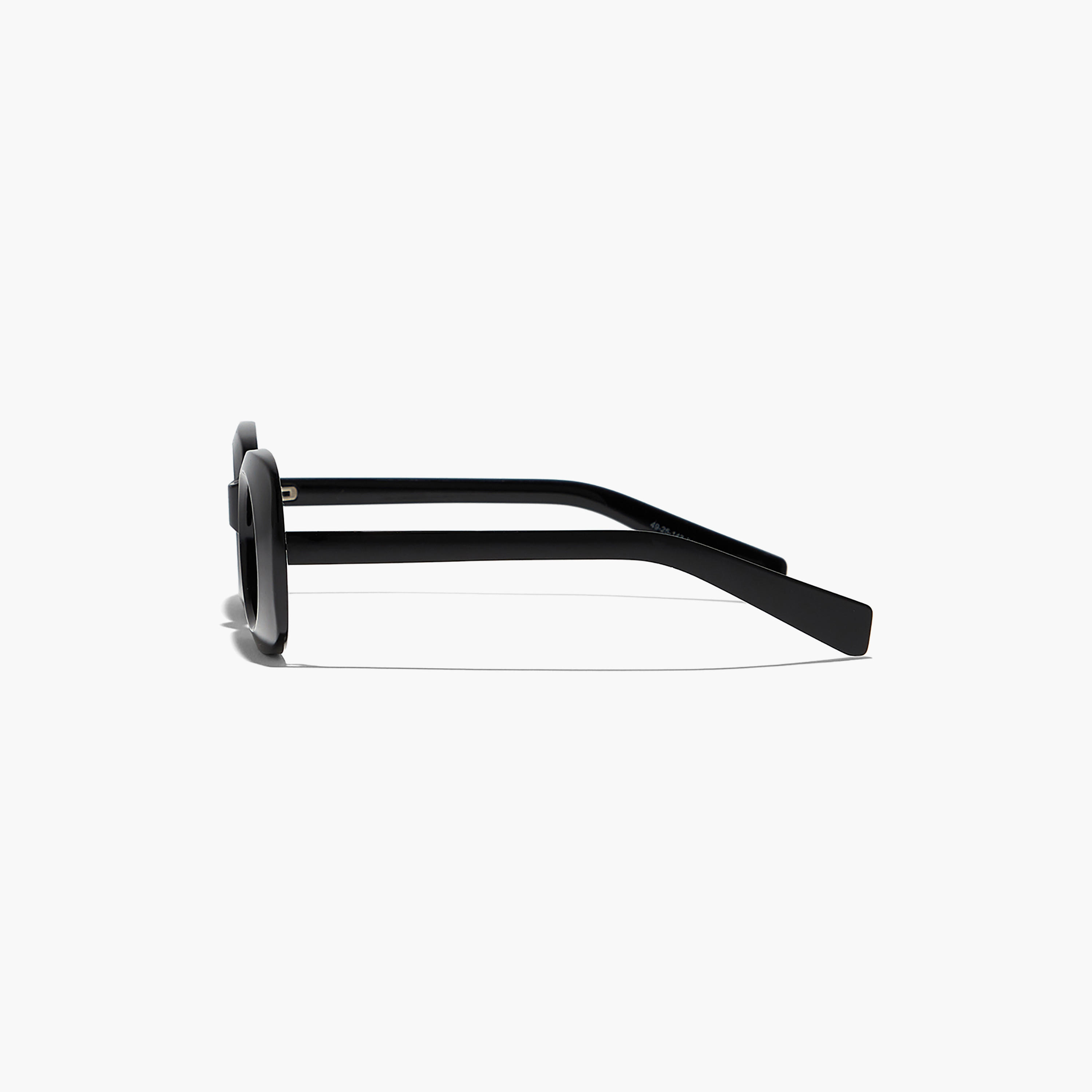 BLA-000271-0101 | نظارة شمسية بعدسات سوداء مستطيلة مع 49 مم للنساء من بلاك أوت-women-sunglasses-image-4