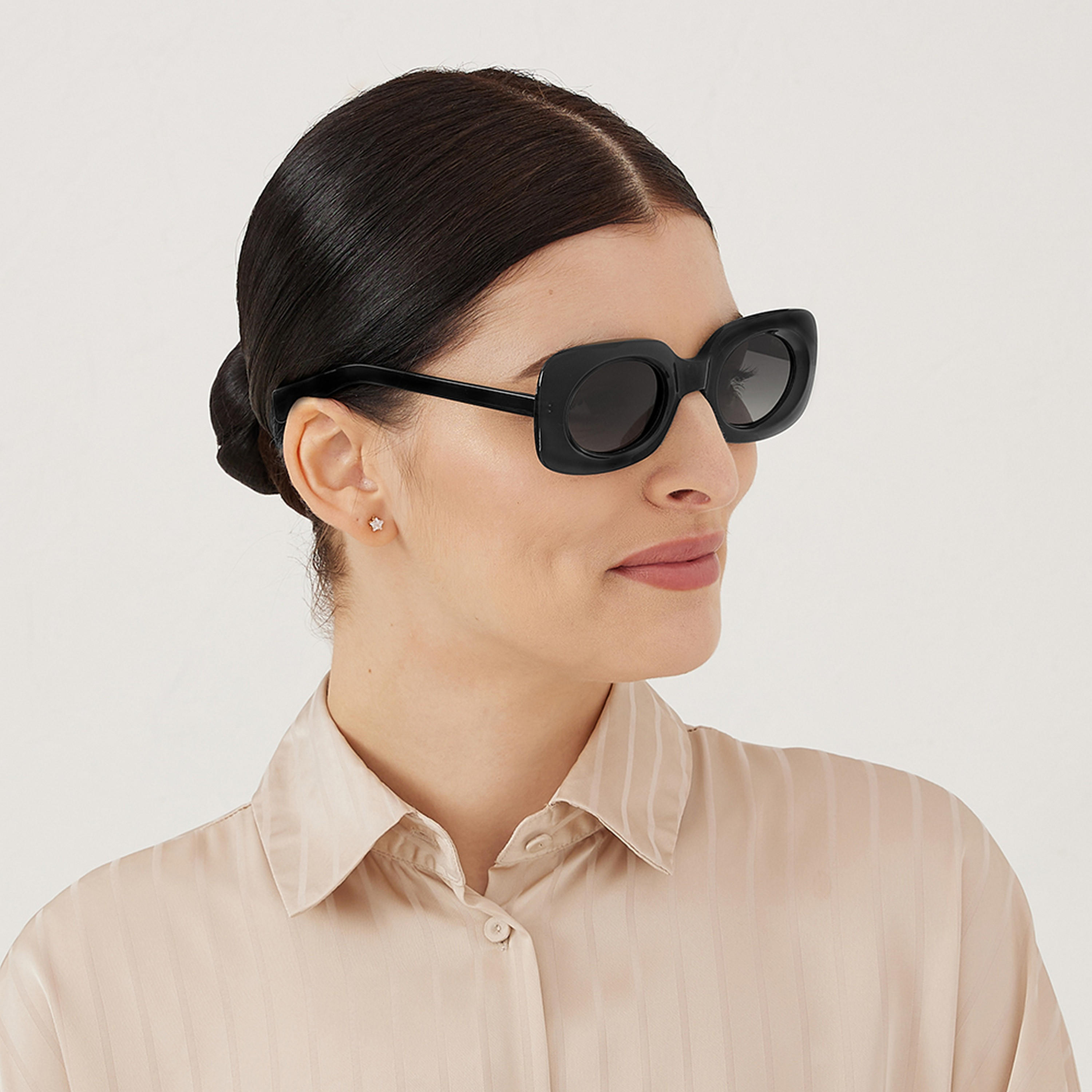 BLA-000271-0101 | نظارة شمسية بعدسات سوداء مستطيلة مع 49 مم للنساء من بلاك أوت-women-sunglasses-image-6
