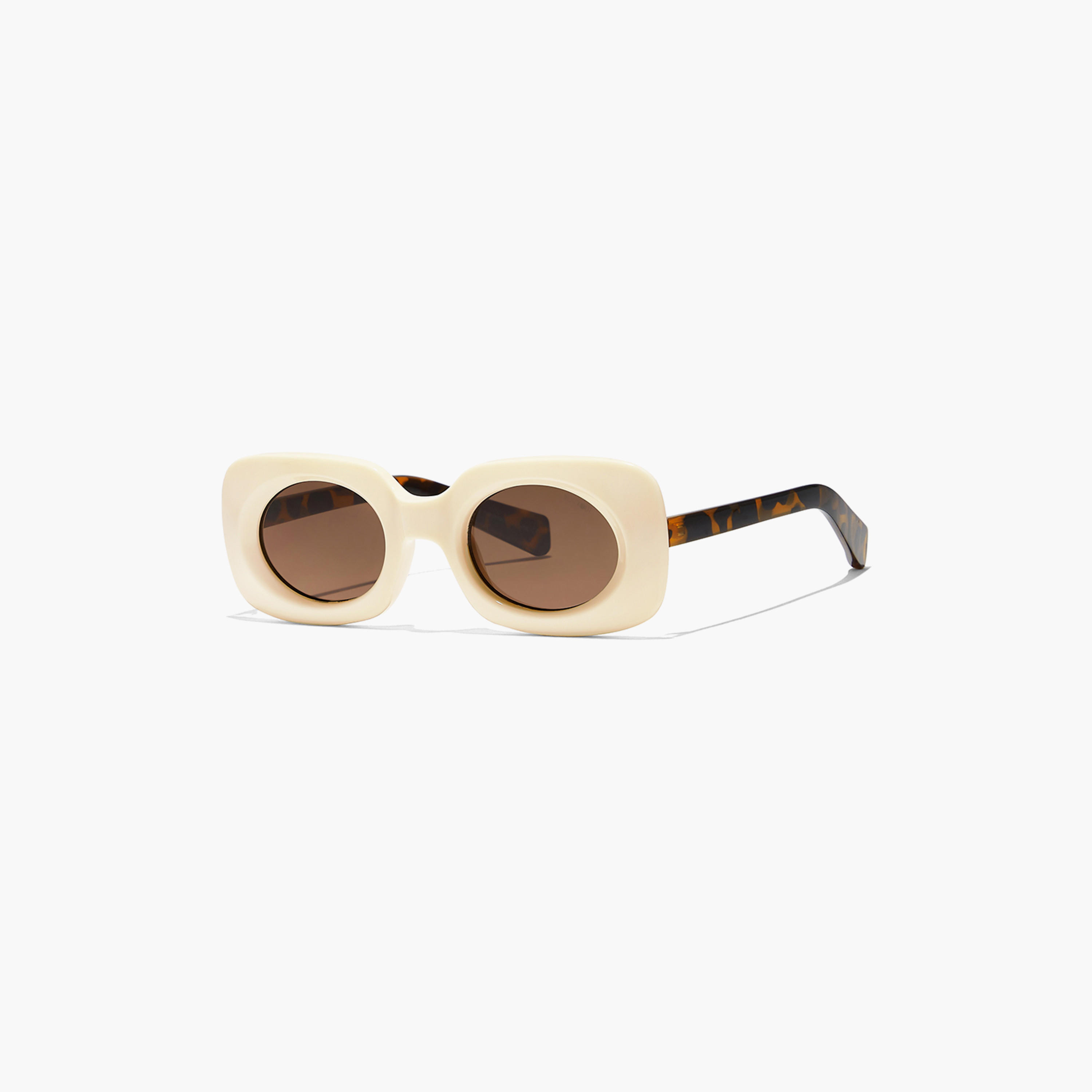نظارة شمسية بعدسات مستطيلة وبنية من بلاك أوت ديو مع 49 مم -women-sunglasses-image-1