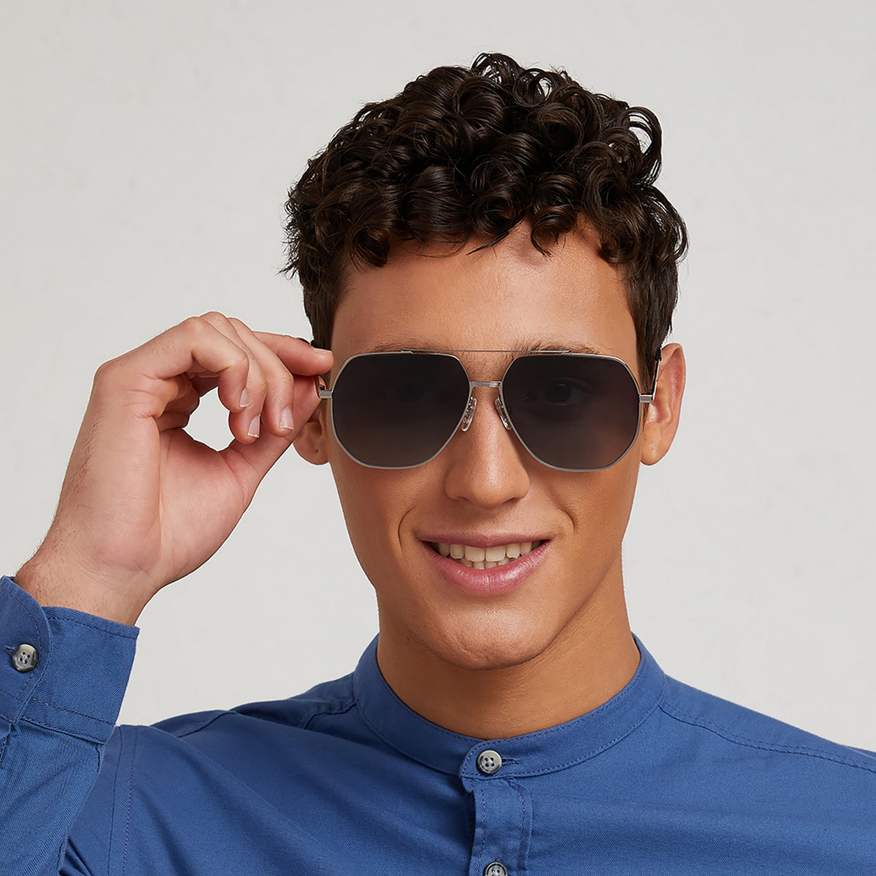 30S-000209-1202 | نظارة شمسية للنساء بعدسات زرقاء أفياتور من 30 سنديز مع60 مم-men-sunglasses-image-5