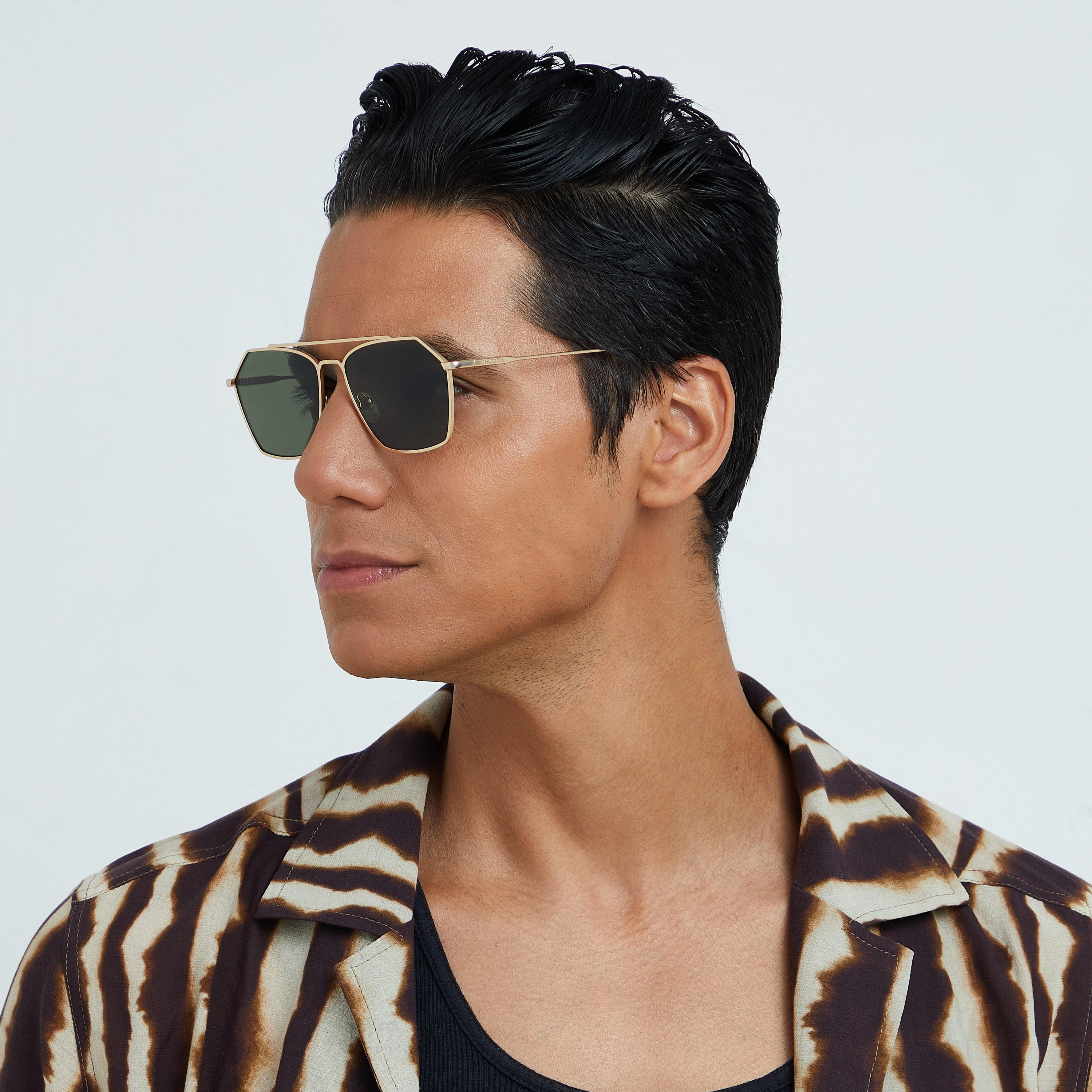 30Sundays Men Green Lens 57 mm Geometric Sunglasses | 30S-000247-2906-men-sunglasses-image-5