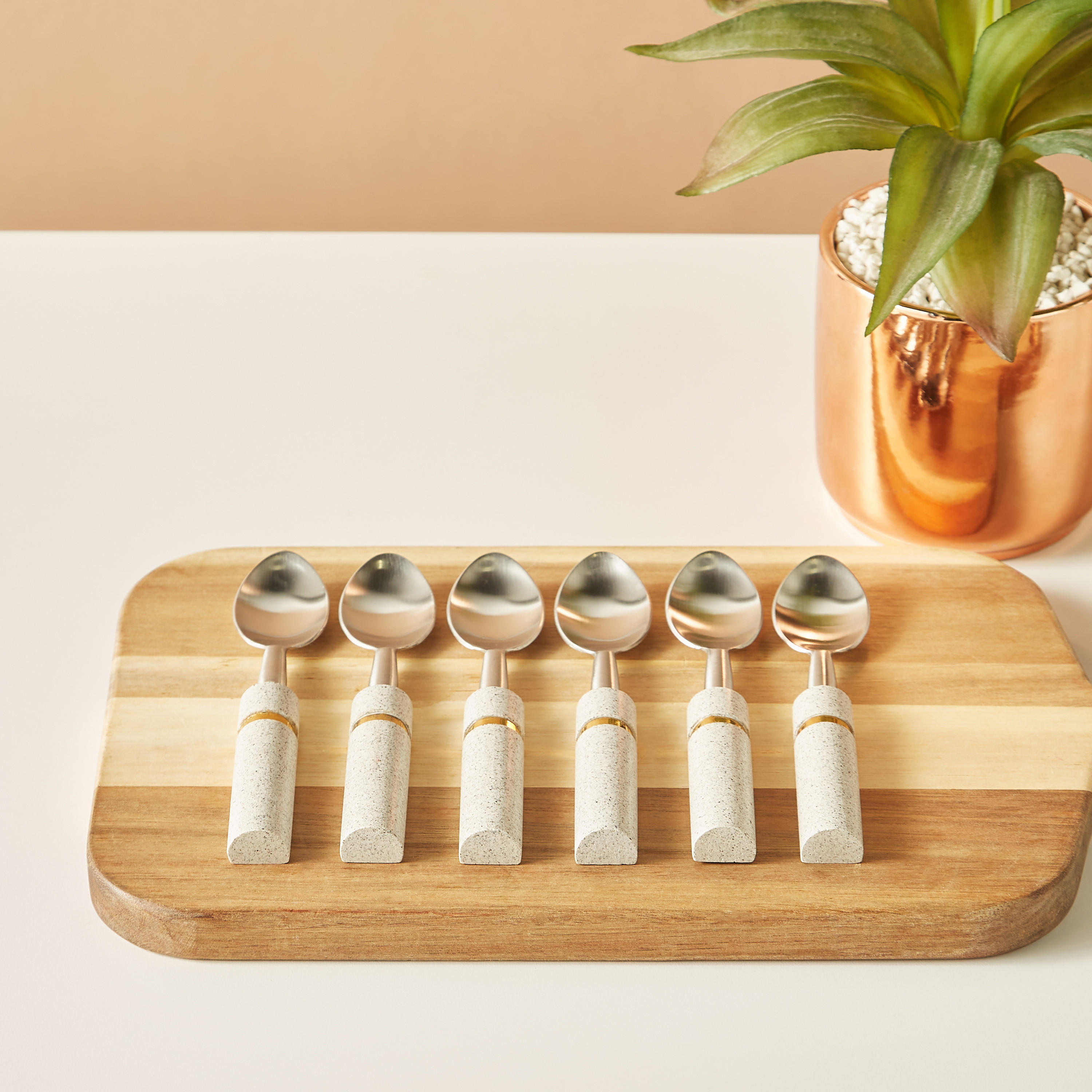 ملاعق ستانليس ستيل مرقطة - طقم من 6 قطع-household-dining-cutlery-cutlerysets-image-1