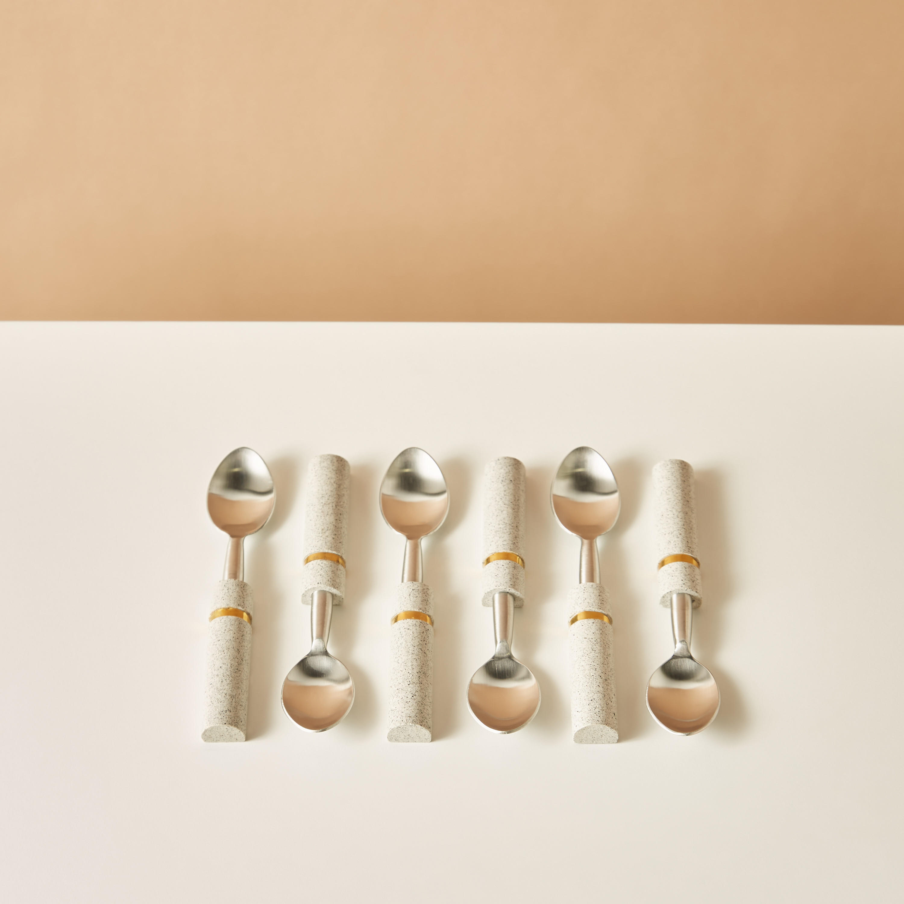 ملاعق ستانليس ستيل مرقطة - طقم من 6 قطع-household-dining-cutlery-cutlerysets-image-3