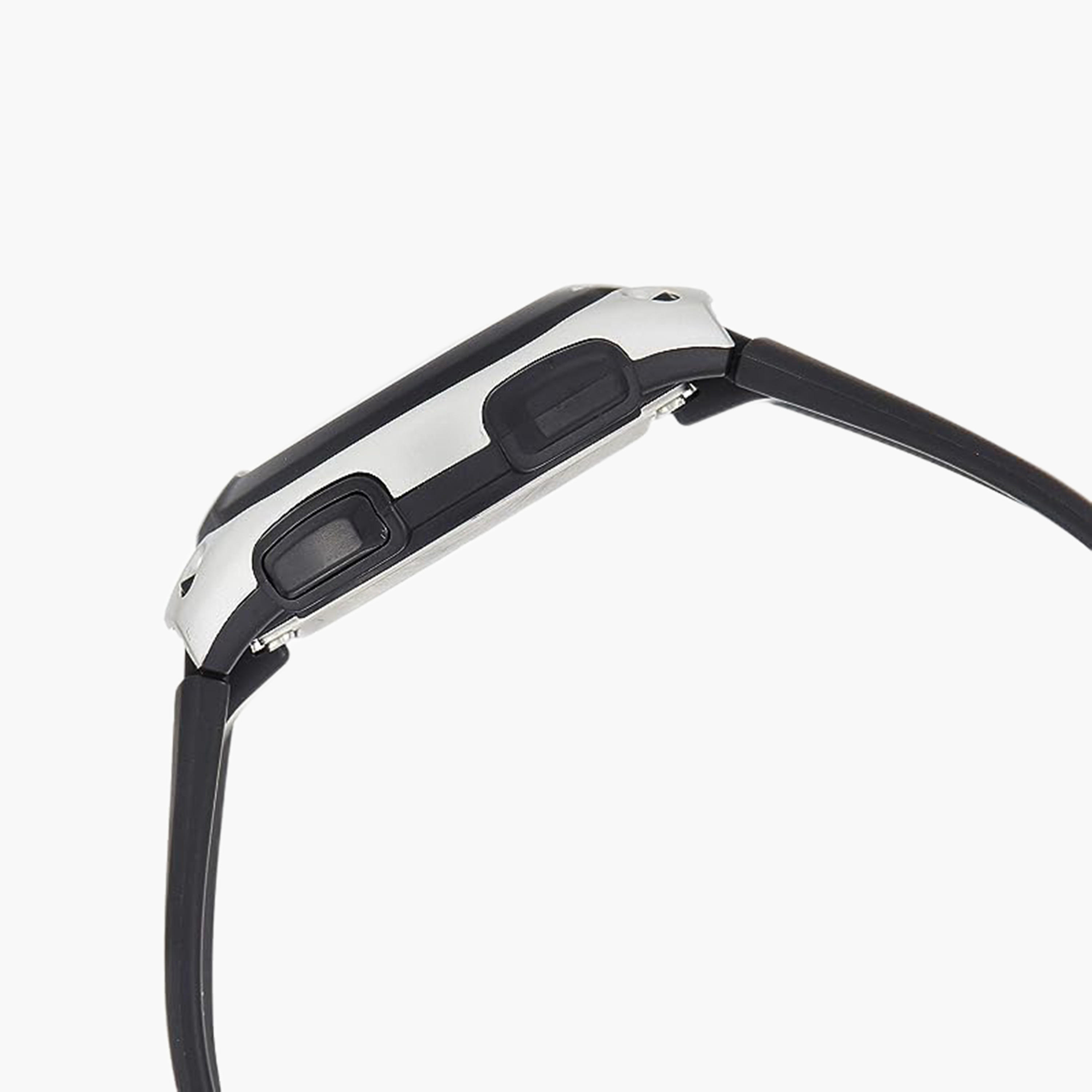  JXL05P62B - ساعة انالوج من اوماكس للنساء بمينا فضي مع سوار اسود -men-watchesandjewellery-watches-image-2