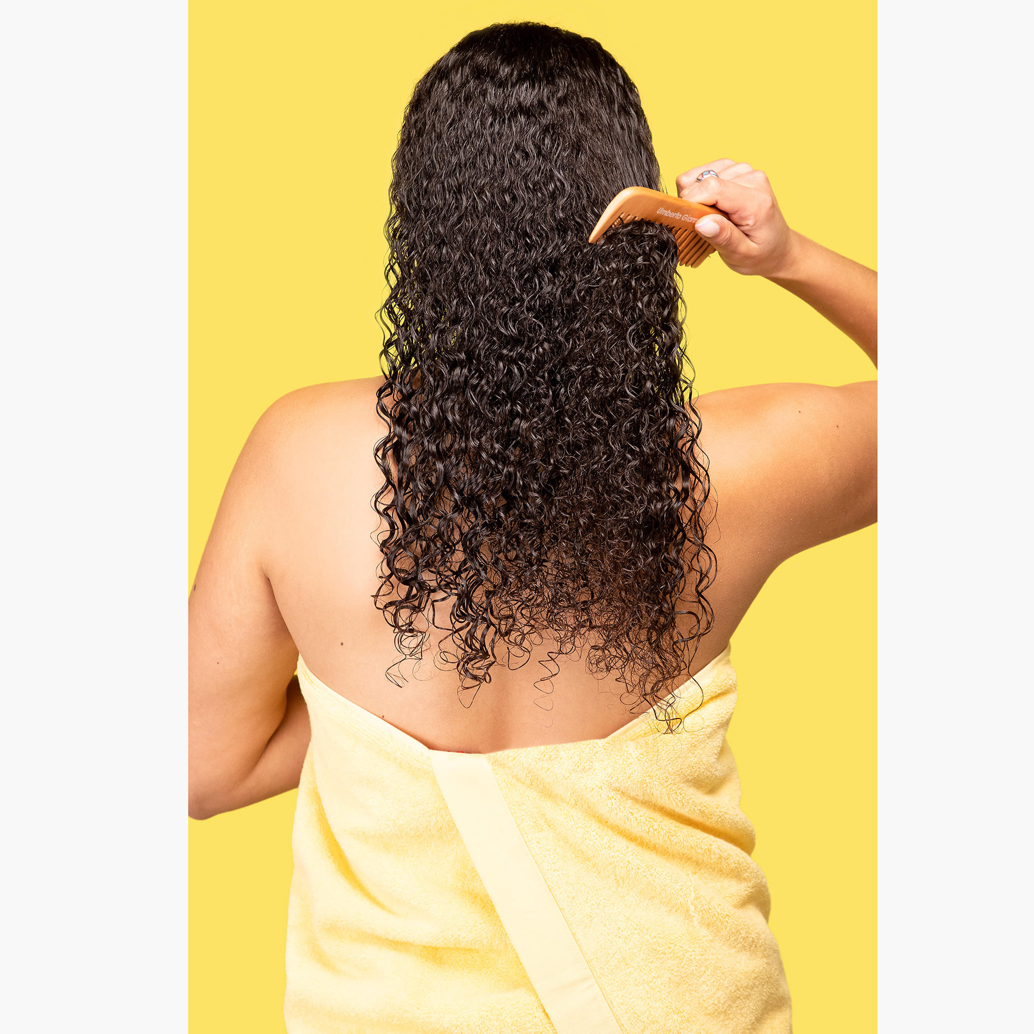 Umberto Giannini Banana Coconut Detangler - 250 ml-beautyandpersonalcare-hair-hairstyling-hairsprays-image-5