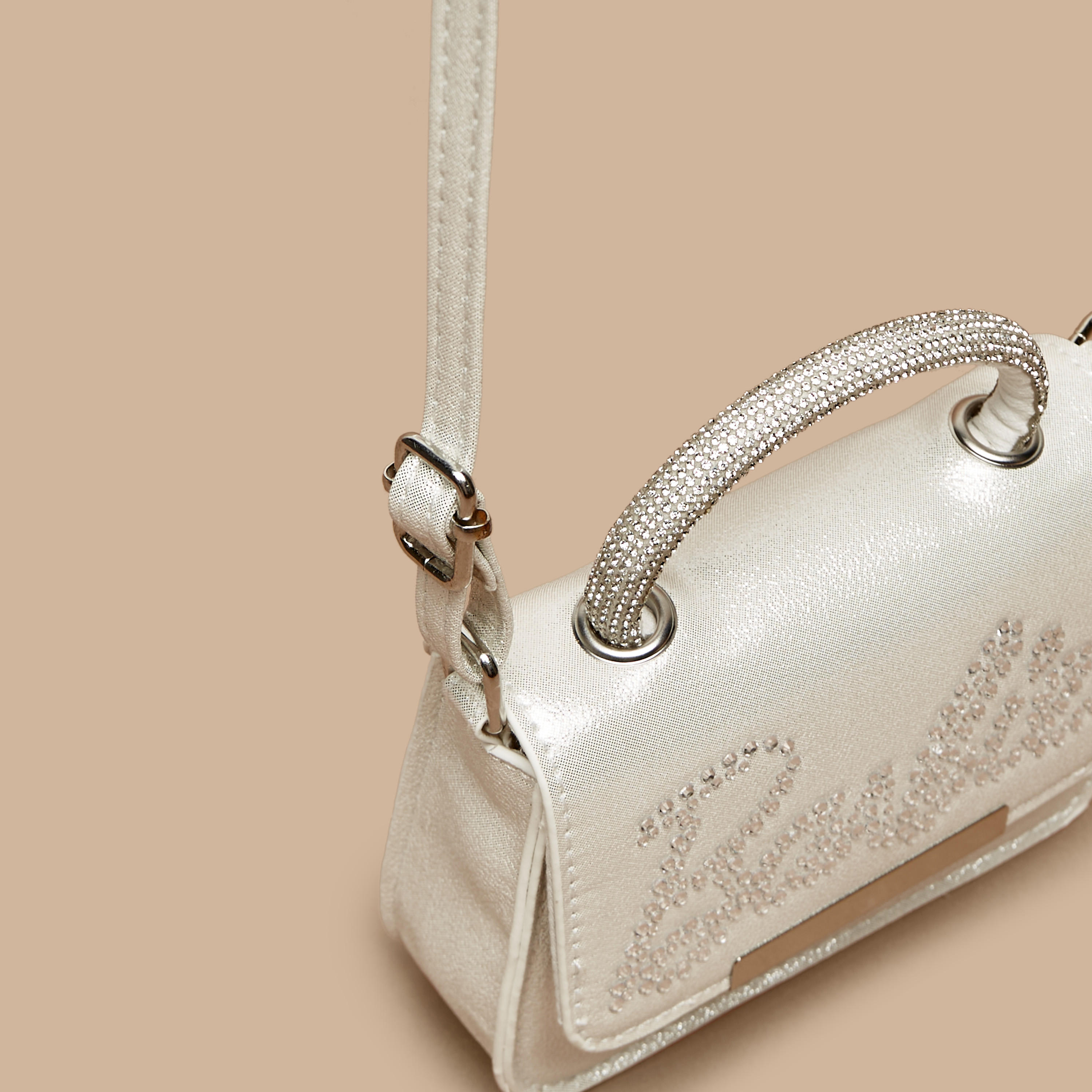 شنطة كروس بودي مزينة بحزام قابل للتعديل وزر إغلاق مغناطيسي من باربي-girls-accessories-bags-image-7