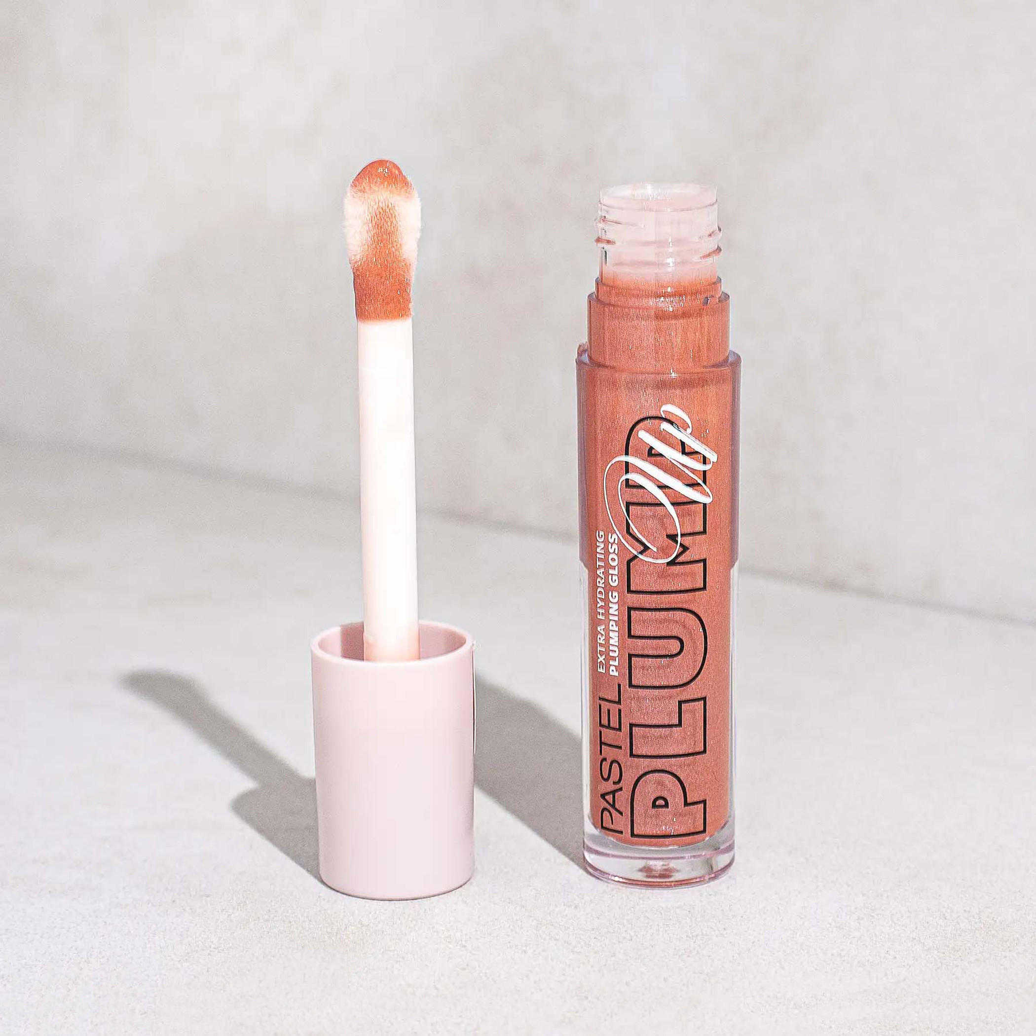 ملمع شفاه مرطب باستيل بلامب أب-beautyandpersonalcare-makeup-lips-lipglossesandbalms-image-3