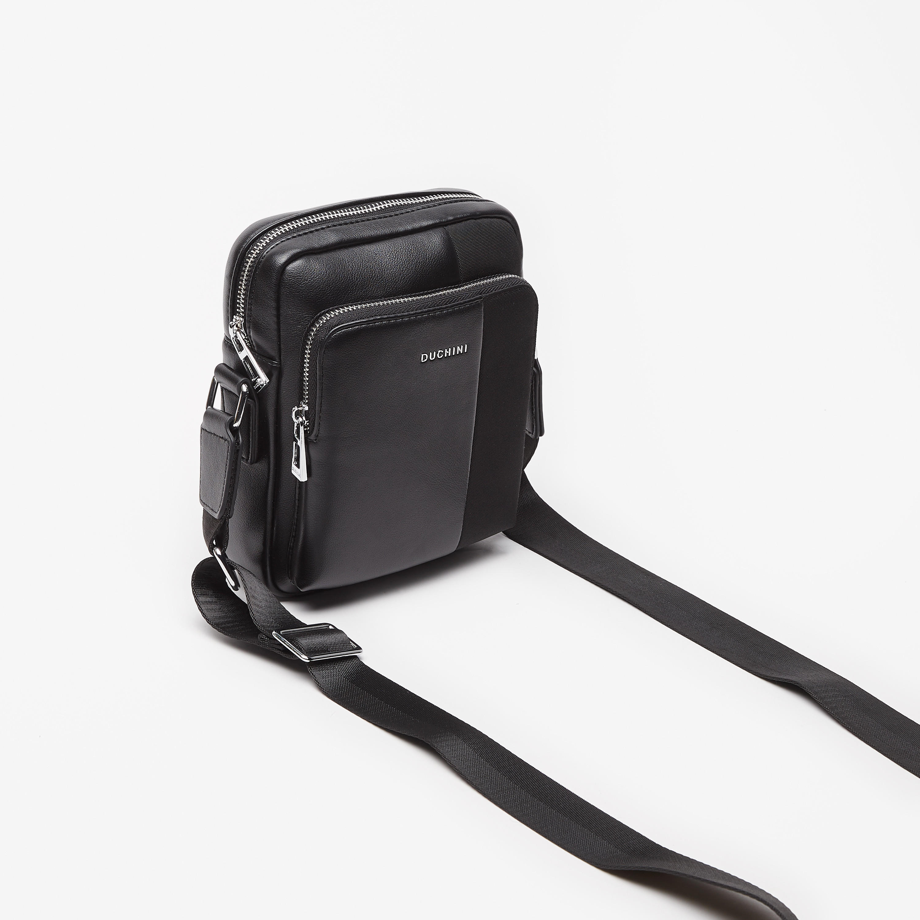 شنطة كروس بودي بألواح وسحاب إغلاق وحزام قابل للتعديل من دوتشيني-men-bags-image-2
