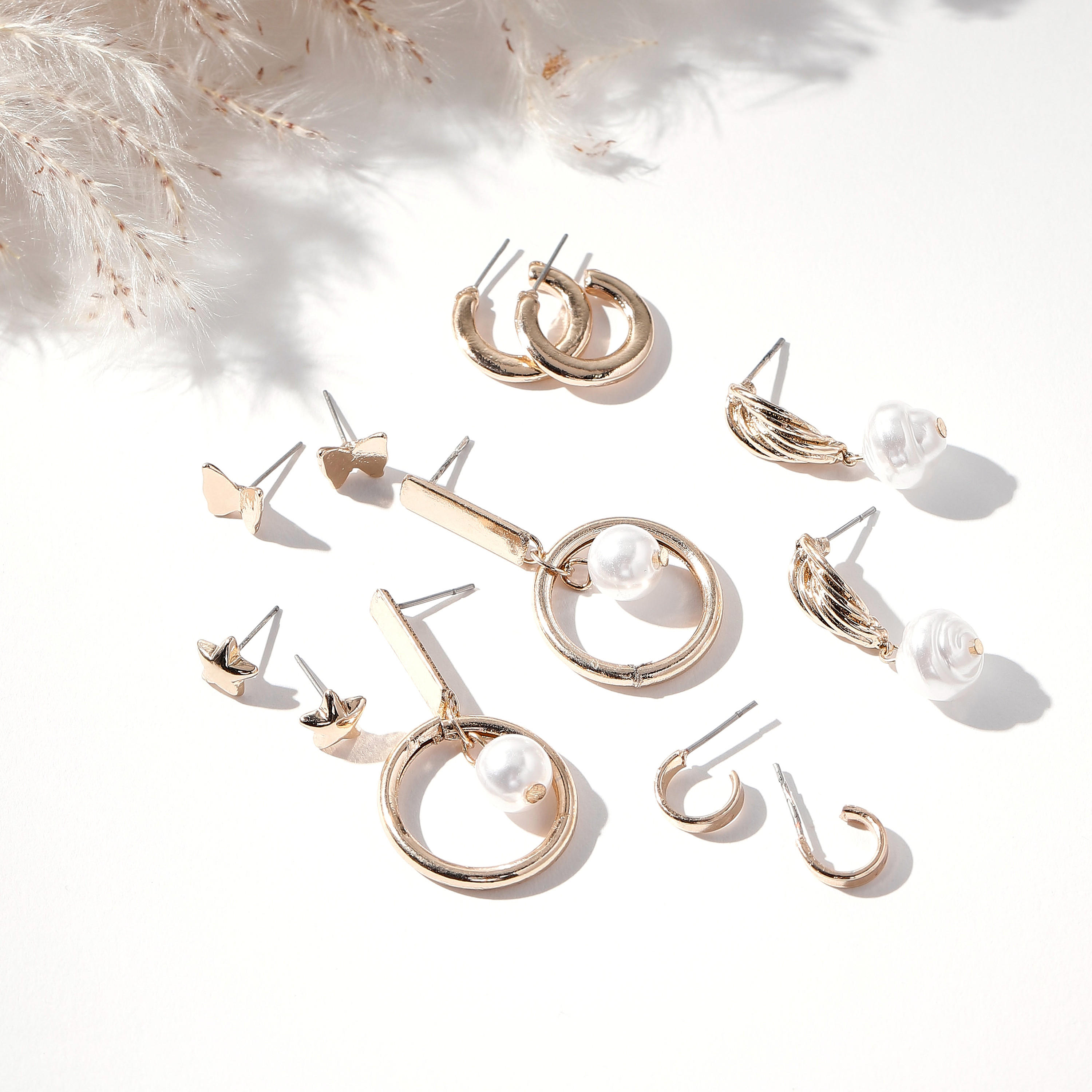 حلقان متنوعة - طقم من 6-women-watchesandjewellery-jewellery-earrings-image-1