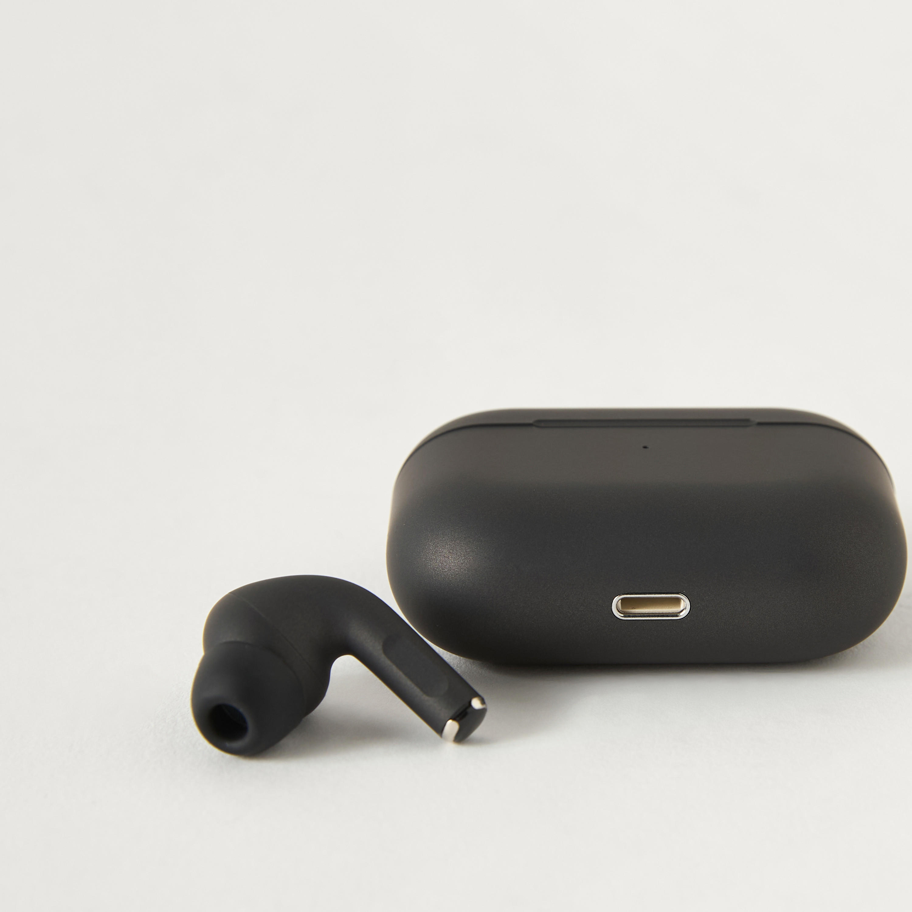 DOMA Inpods Pro 2 with Noise Cancellation - 6.23x4.55x2.3 cms-electronics-headphonesandearphones-image-4