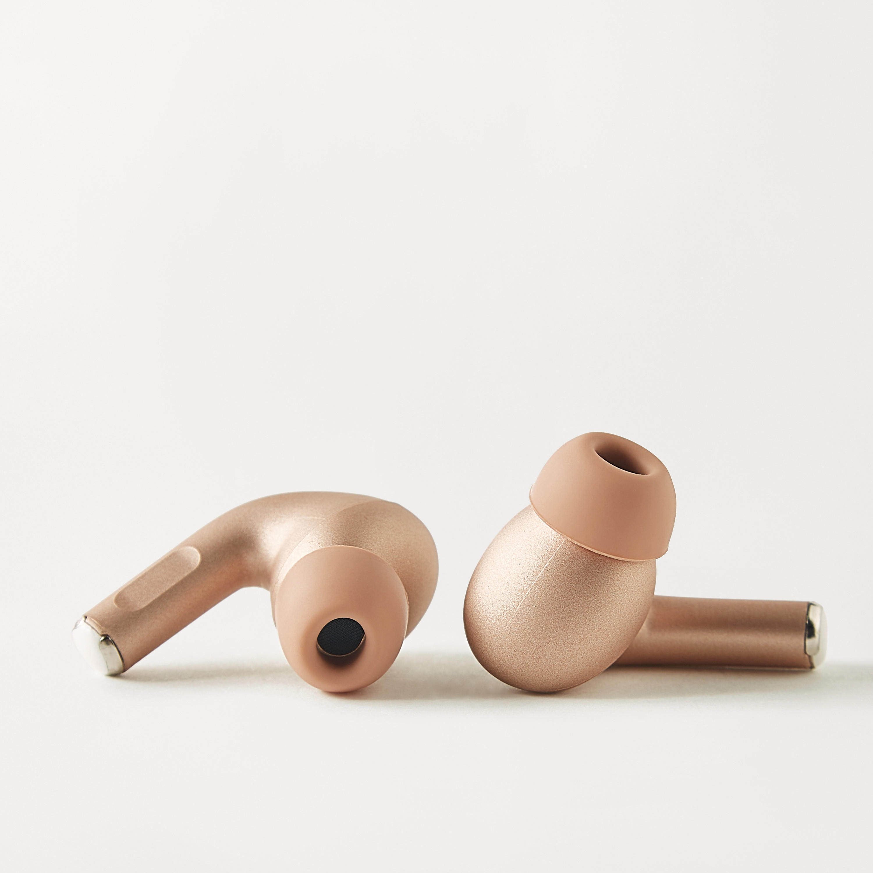 سماعات إن بودز برو 2 بخاصية إلغاء الضوضاء من دوما - 6.23x4.55x2.3 سم-electronics-headphonesandearphones-image-7