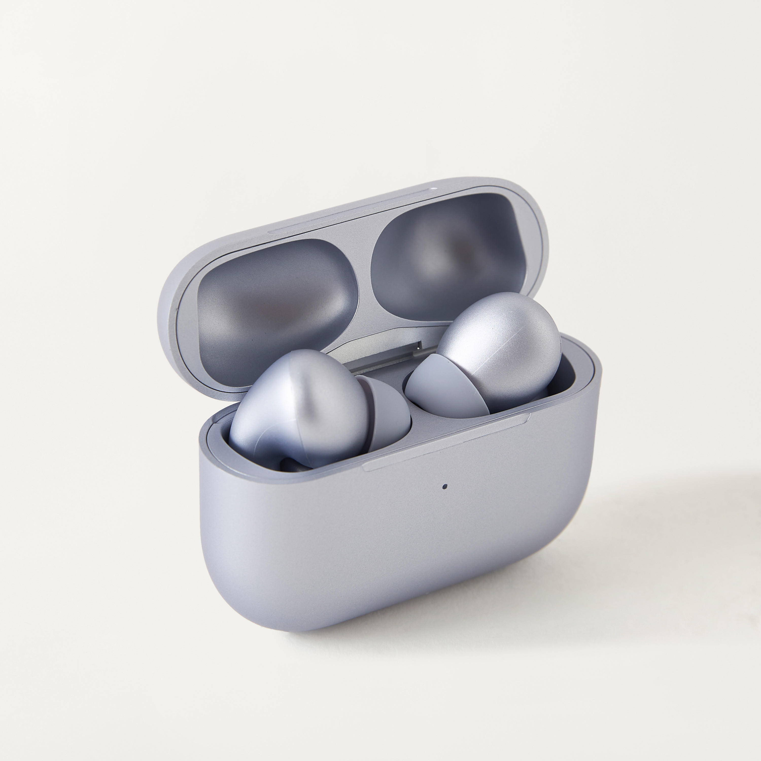 سماعات إن بودز برو 2 بخاصية إلغاء الضوضاء من دوما - 6.23x4.55x2.3 سم-electronics-headphonesandearphones-image-2