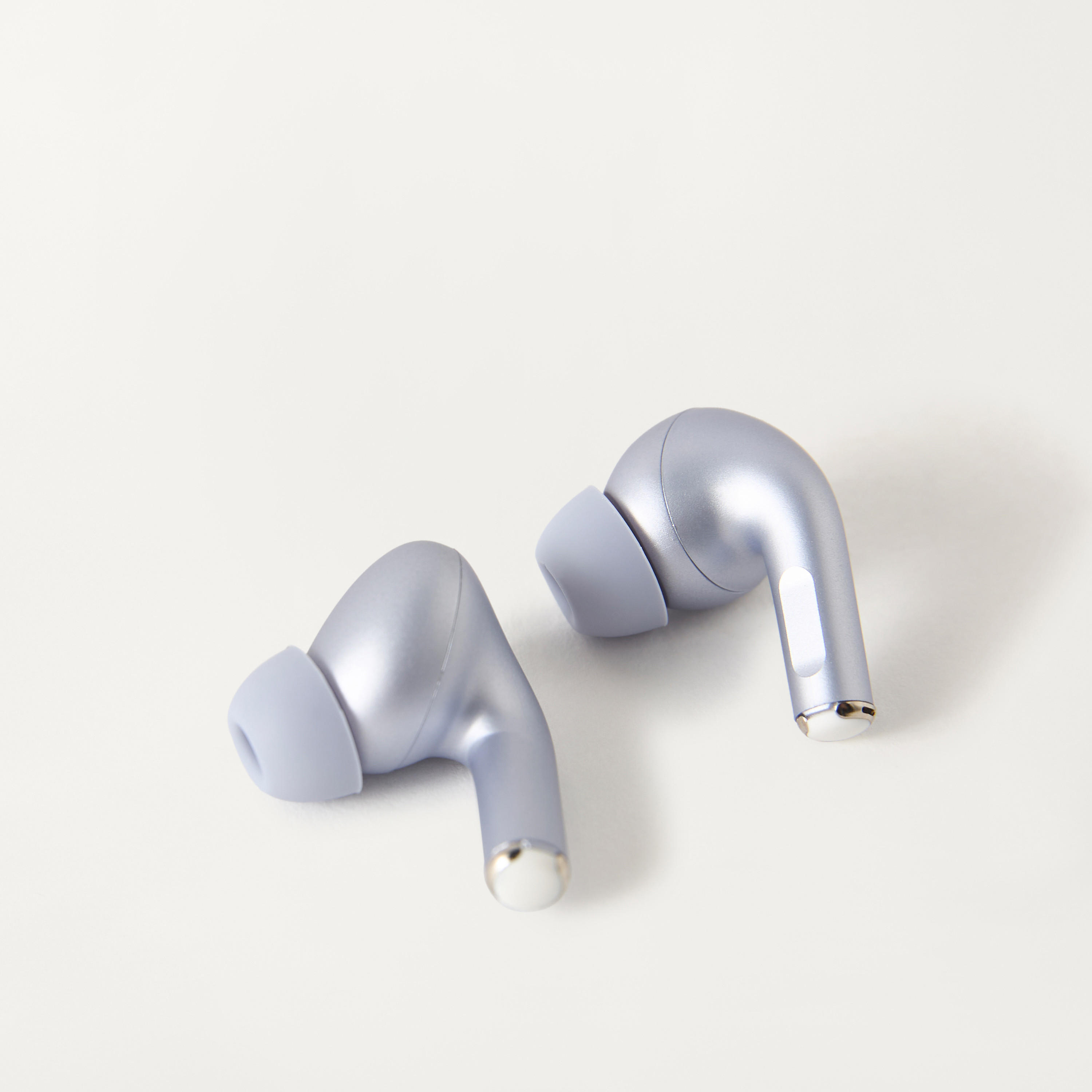 سماعات إن بودز برو 2 بخاصية إلغاء الضوضاء من دوما - 6.23x4.55x2.3 سم-electronics-headphonesandearphones-image-5