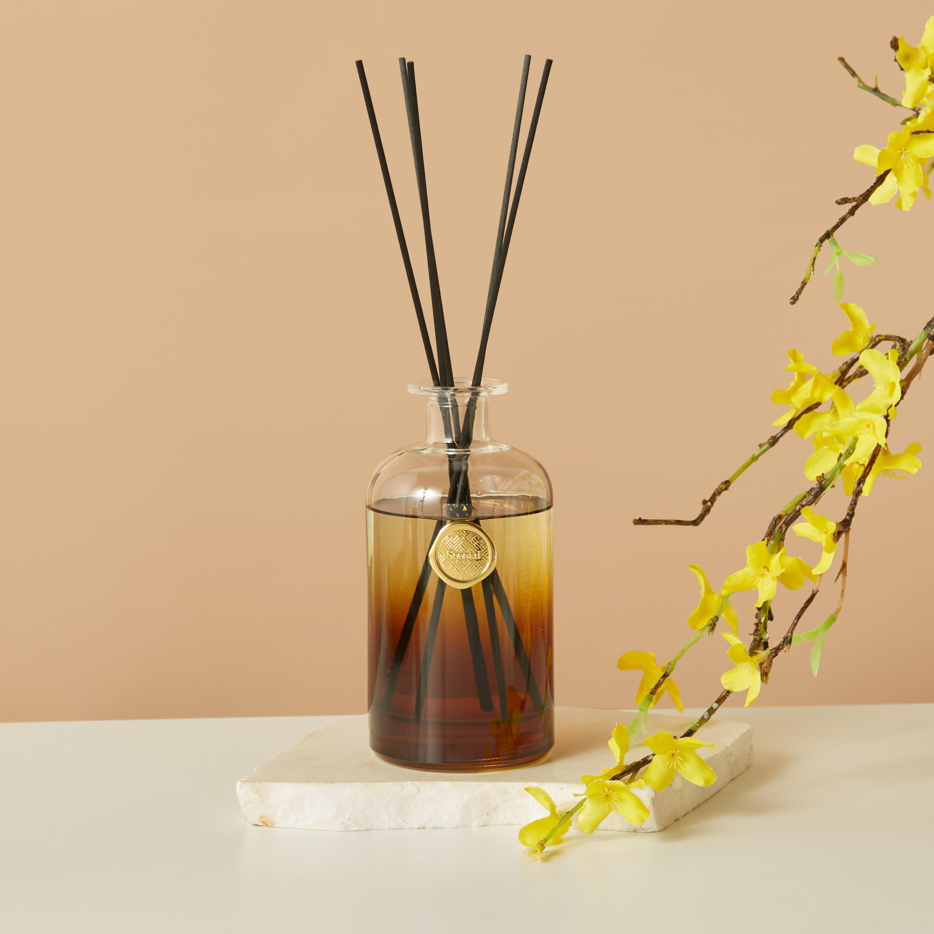 موّزع عطور ديزيرت ديون من سينت.د - 250 مل-household-homefragrance-reeddiffusers-image-1