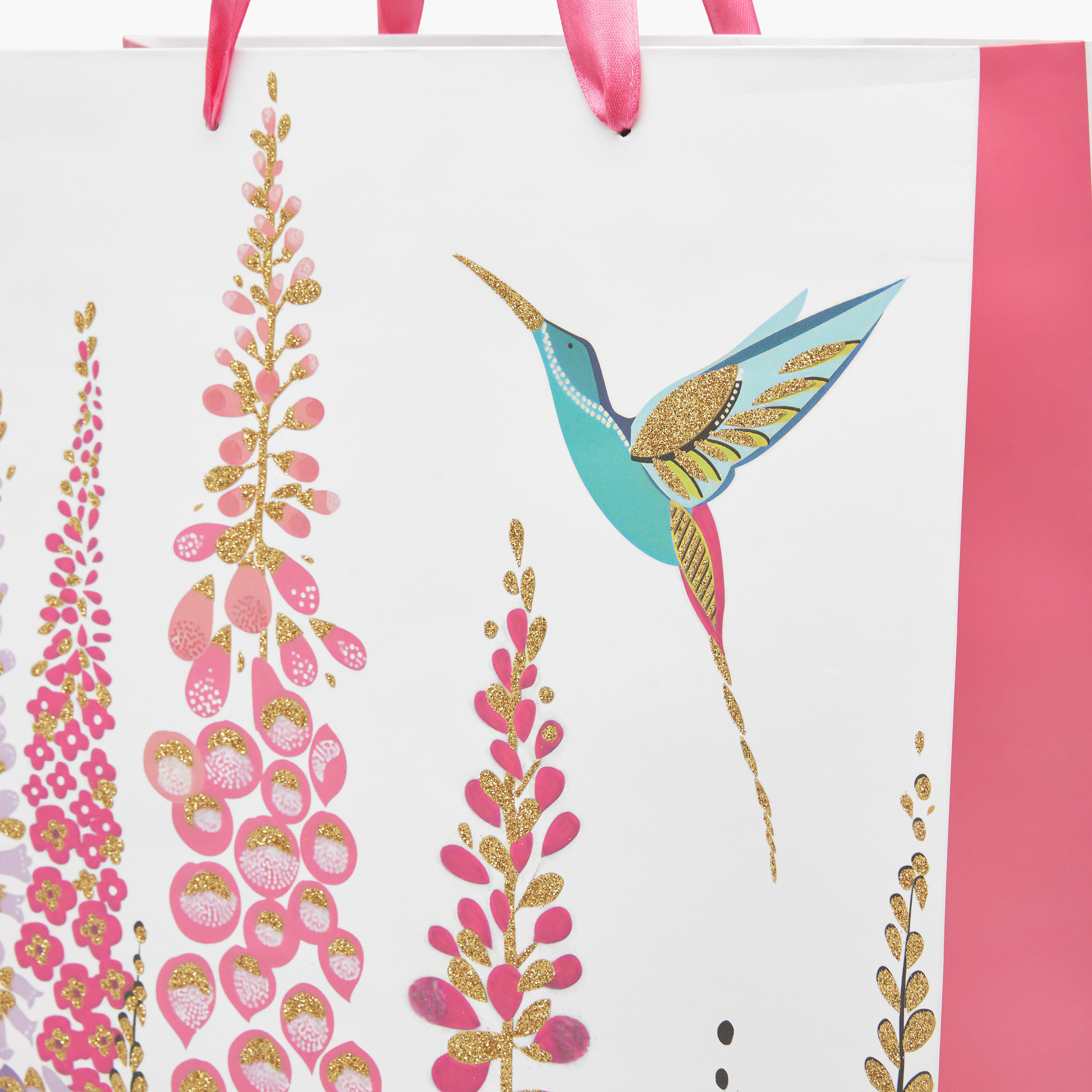 شنطة هدايا ورقية بطبعات جليتر - 30x39x12 سم-household-giftingaccessories-giftings-image-3
