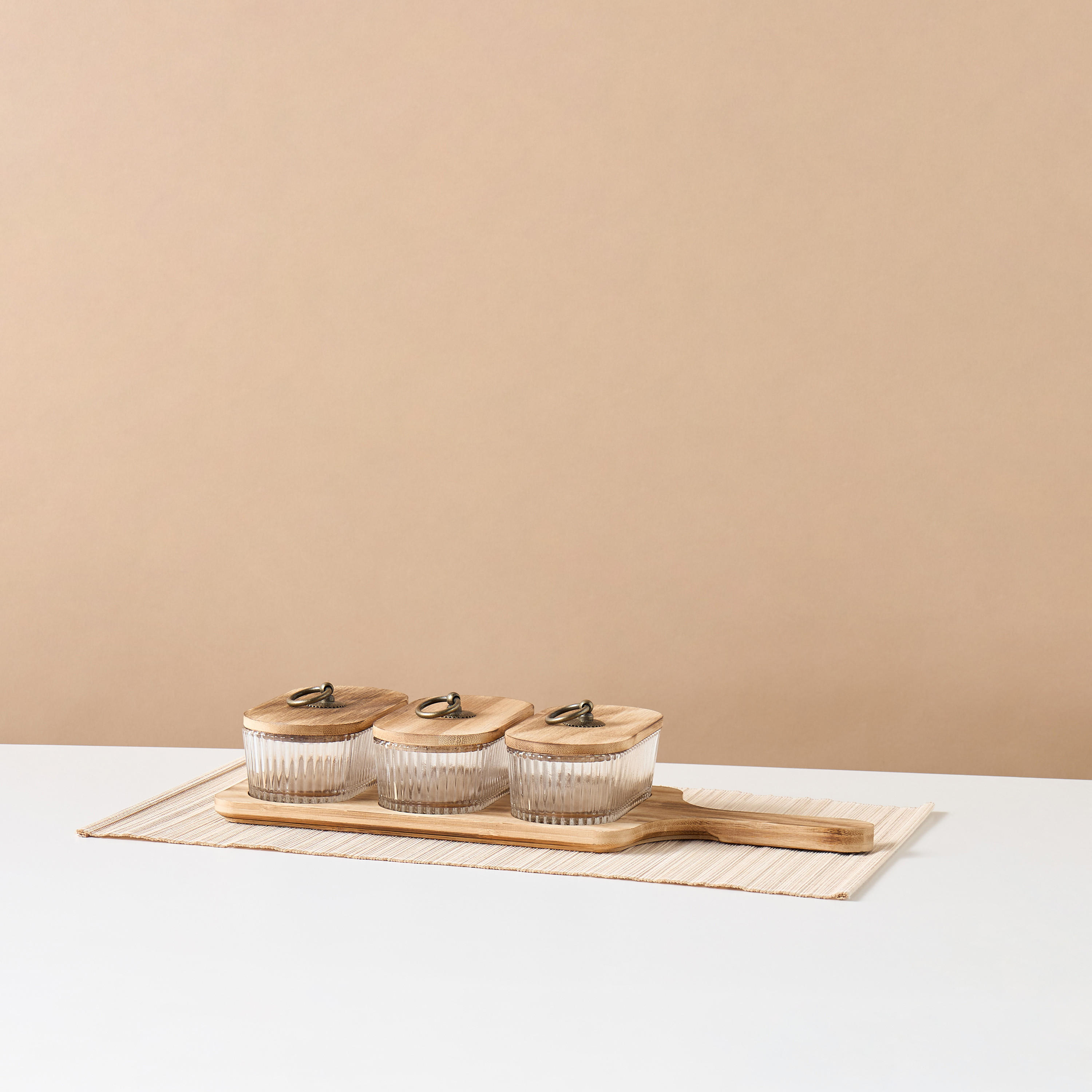 طقم أوعية زجاج 3 قطع مع صينية-household-dining-serveware-chipsanddip-image-1