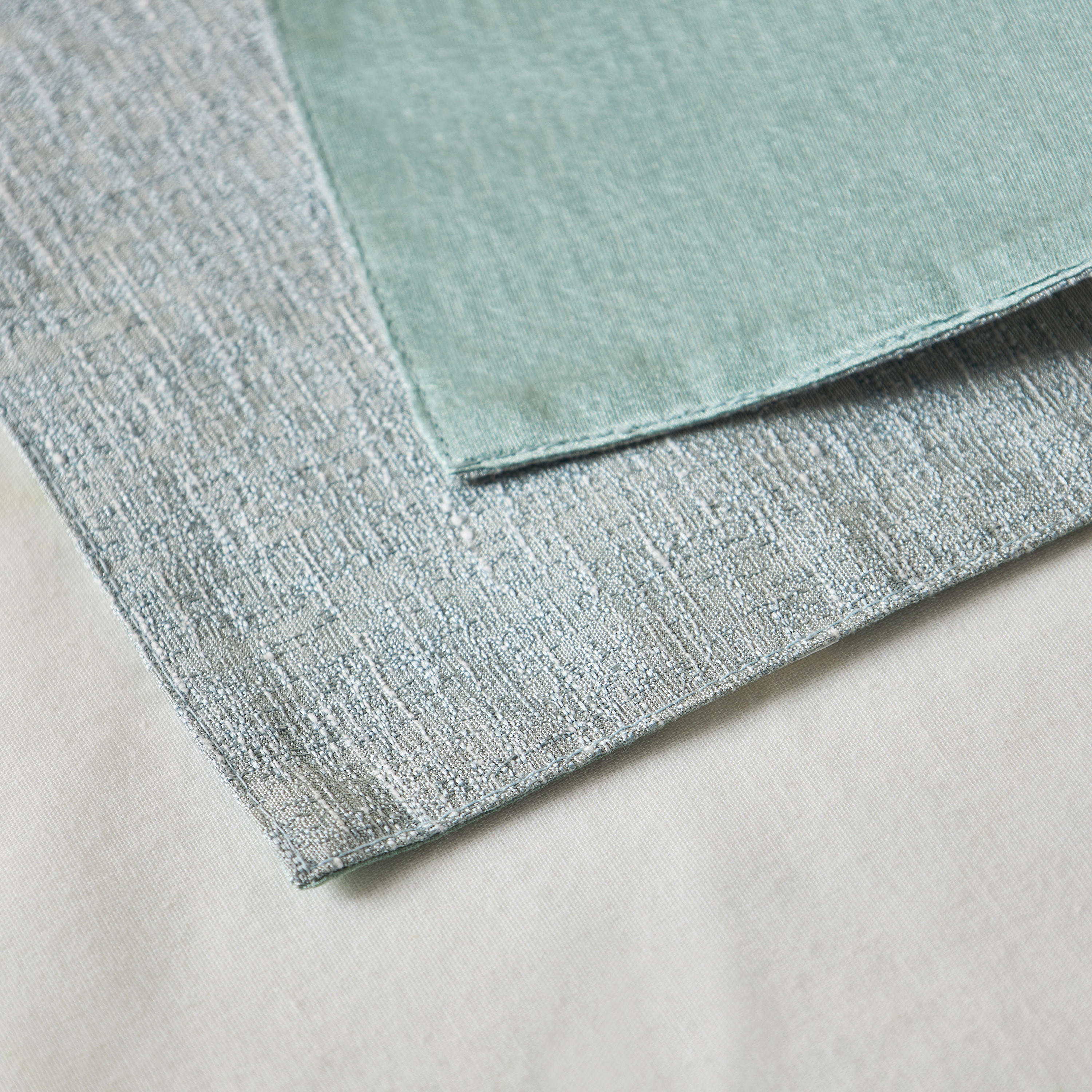 Zahra 2-Piece Textured Placemat Set - 45x30 cms-household-dining-tablelinen-placemats-image-5