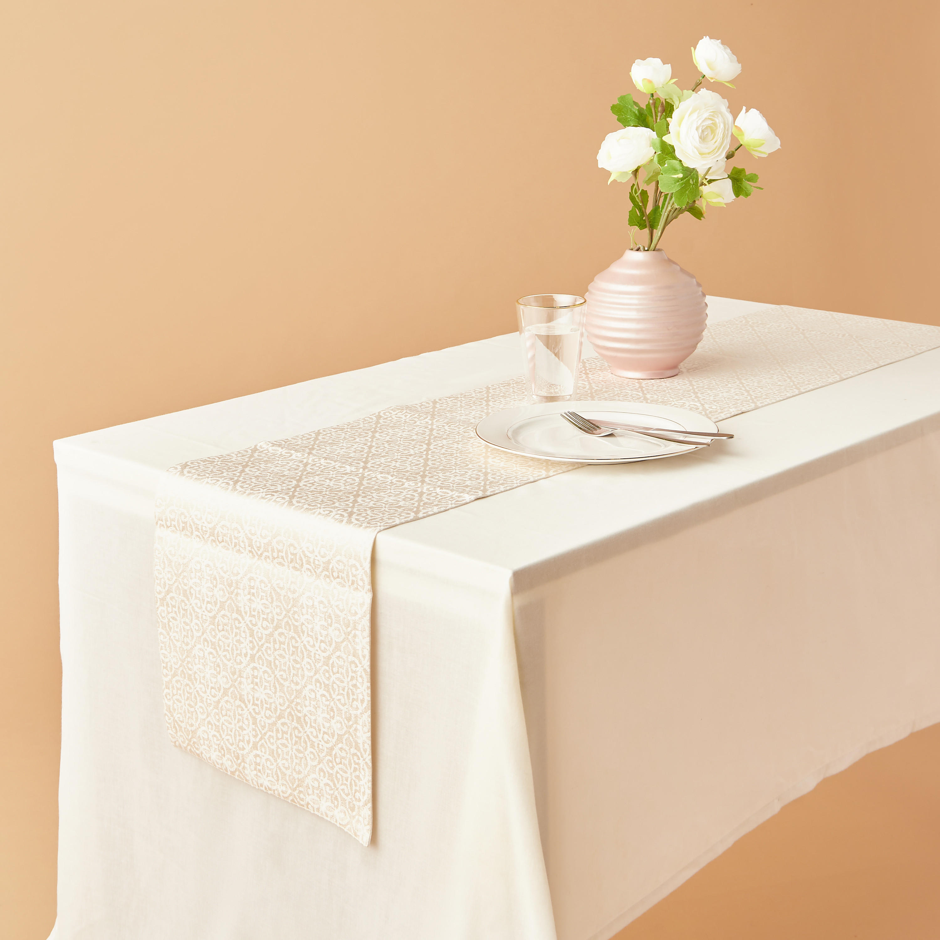 Damask Jacquard Runner - 180x33 cms-household-dining-tablelinen-runnersandtablecovers-image-1
