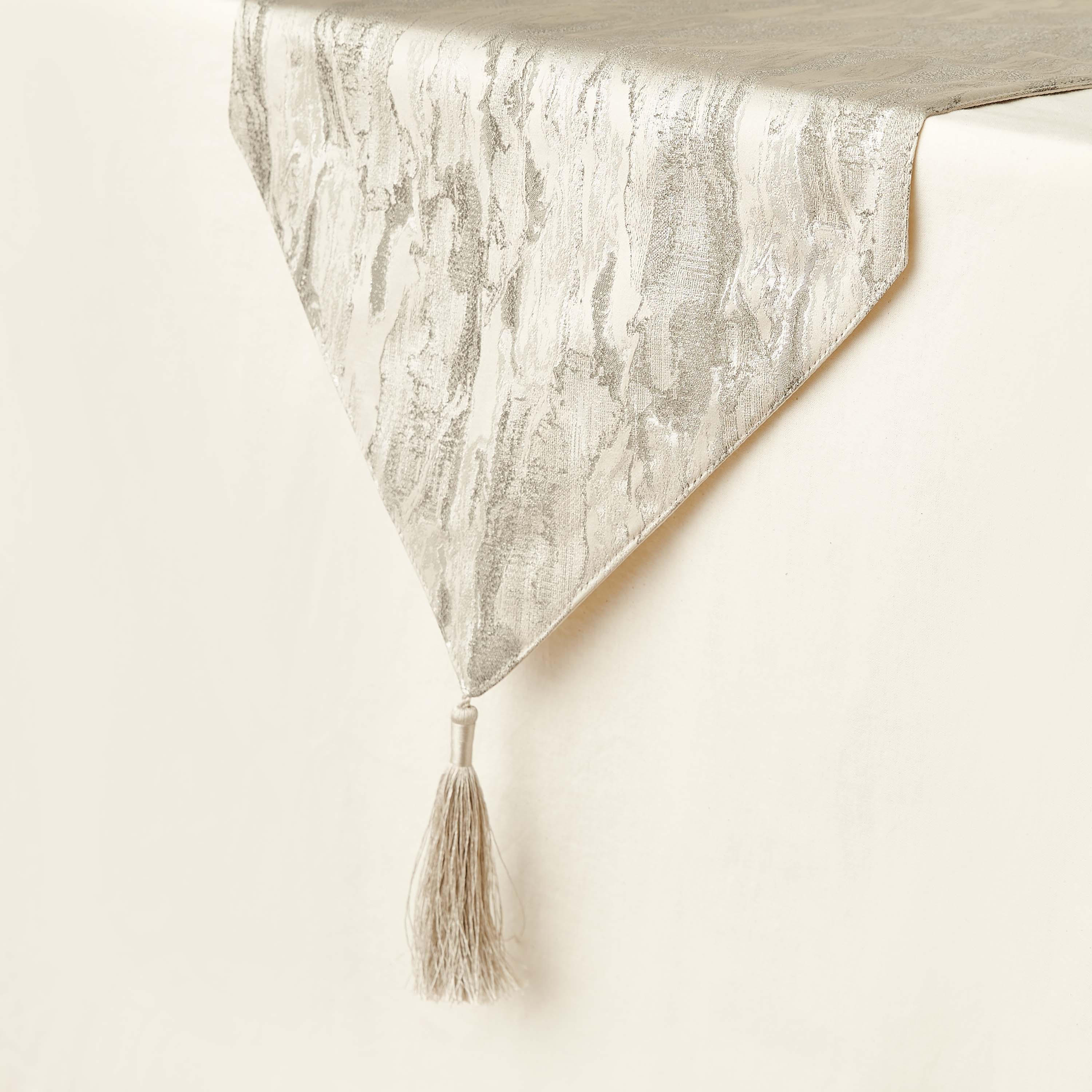 Casa Arabica Jacquard Textured Runner - 33x180 cms-household-dining-tablelinen-runnersandtablecovers-image-2