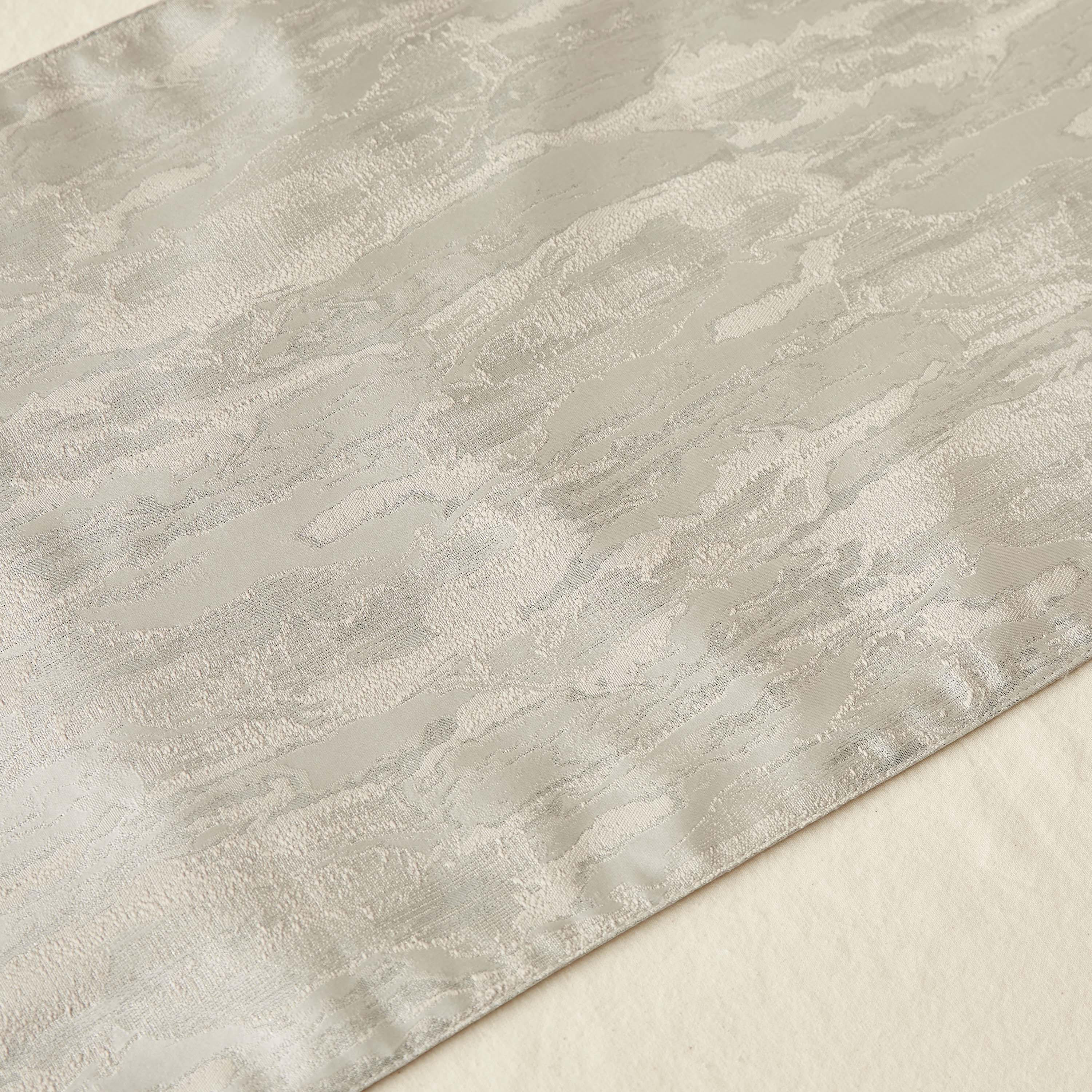 Casa Arabica Jacquard Textured Runner - 33x180 cms-household-dining-tablelinen-runnersandtablecovers-image-3