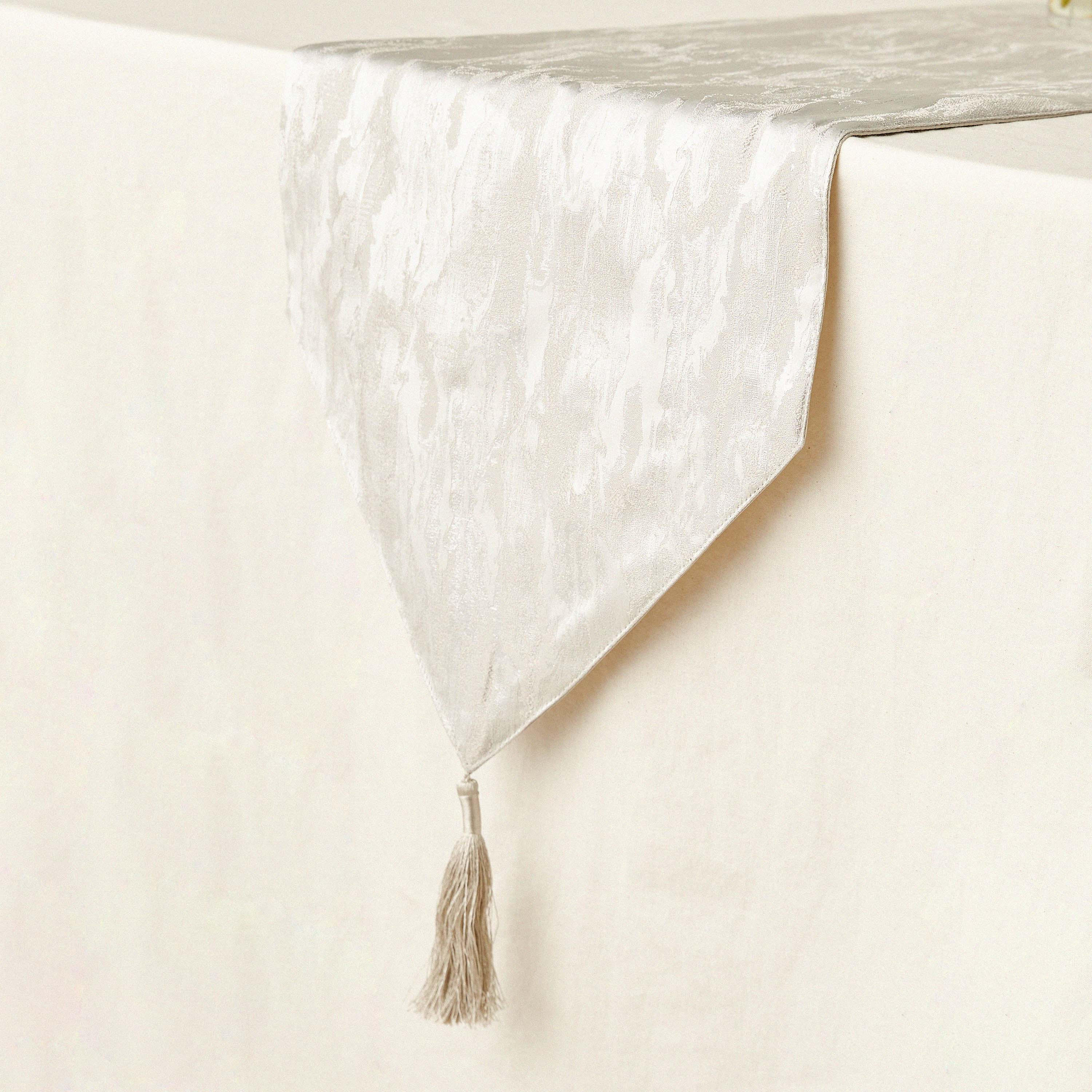 Textured Jacquard Table Runner with Tassels - 260x35 cm-household-dining-tablelinen-runnersandtablecovers-image-2