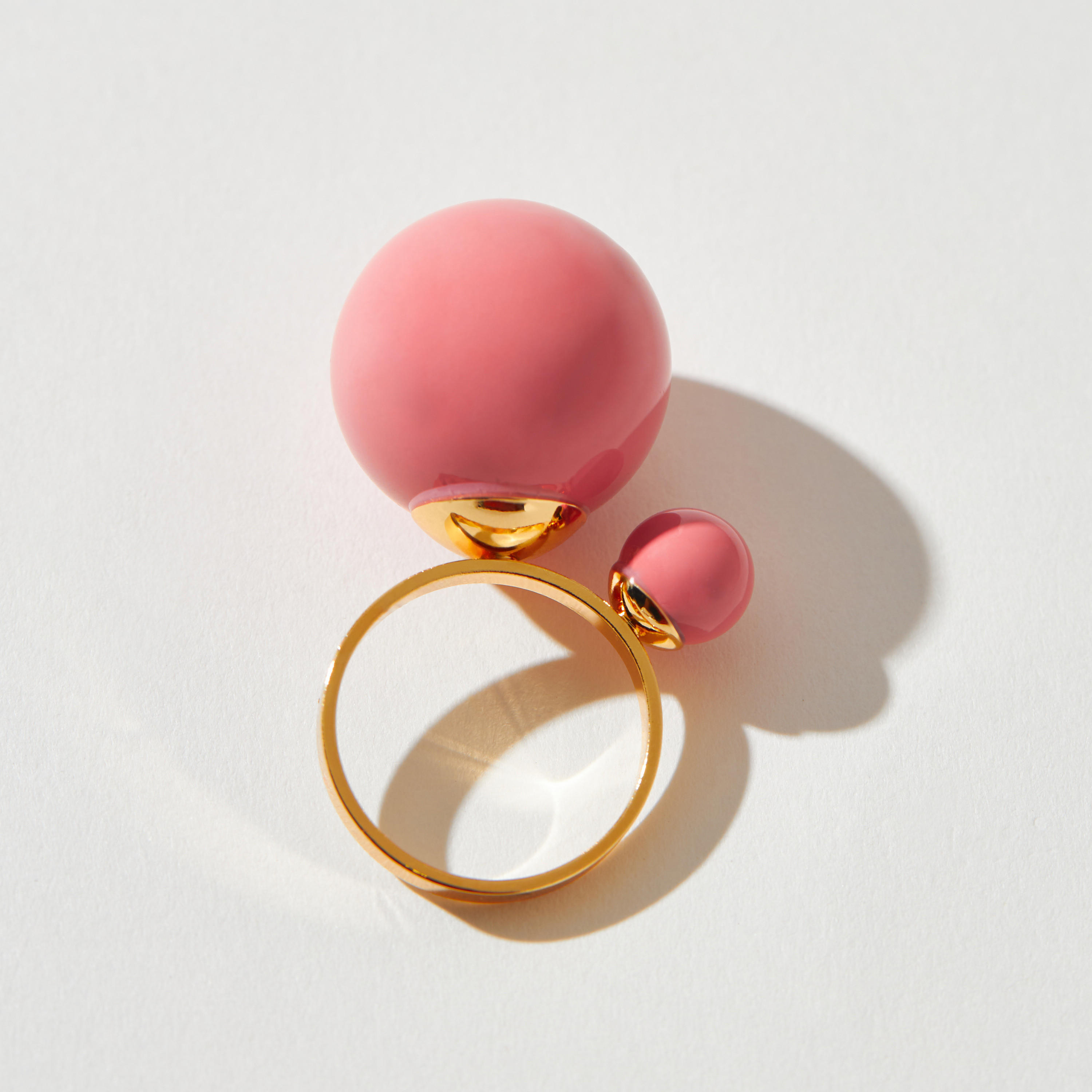 خاتم مزين بالأزهار من ميستوتس-women-watchesandjewellery-jewellery-rings-image-2