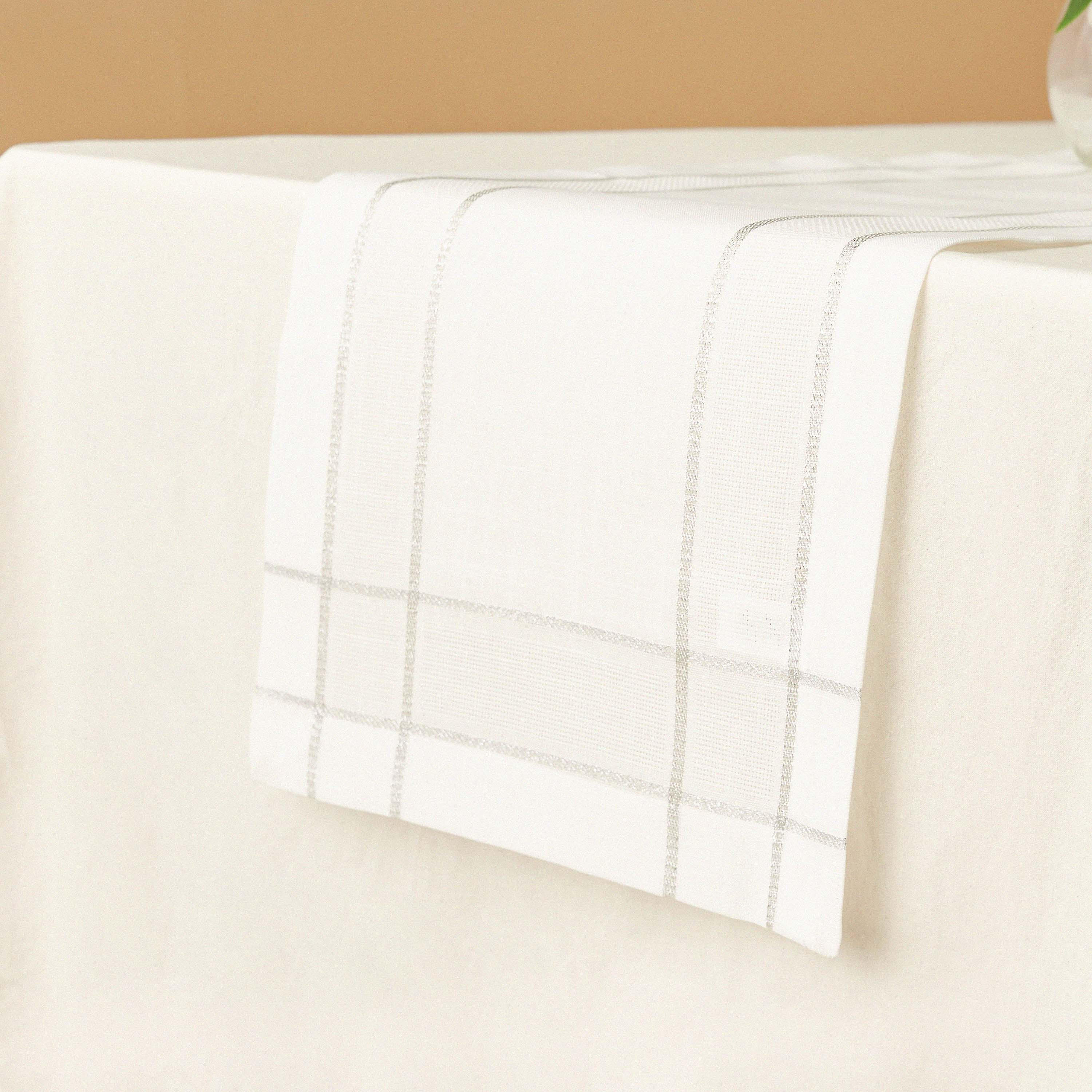 Jex Textured Runner - 33x180 cms-household-dining-tablelinen-runnersandtablecovers-image-2