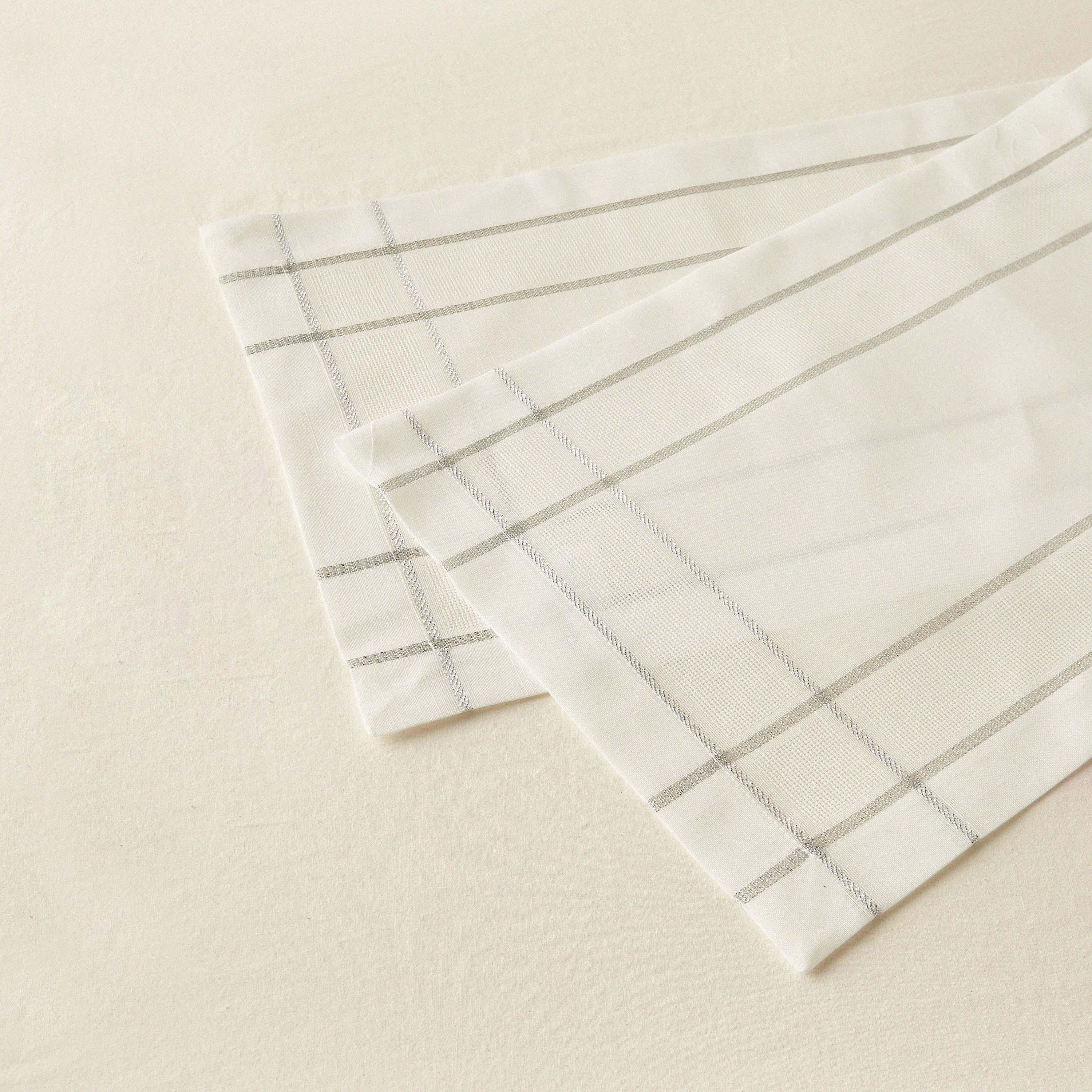 Jex Textured Runner - 33x180 cms-household-dining-tablelinen-runnersandtablecovers-image-4