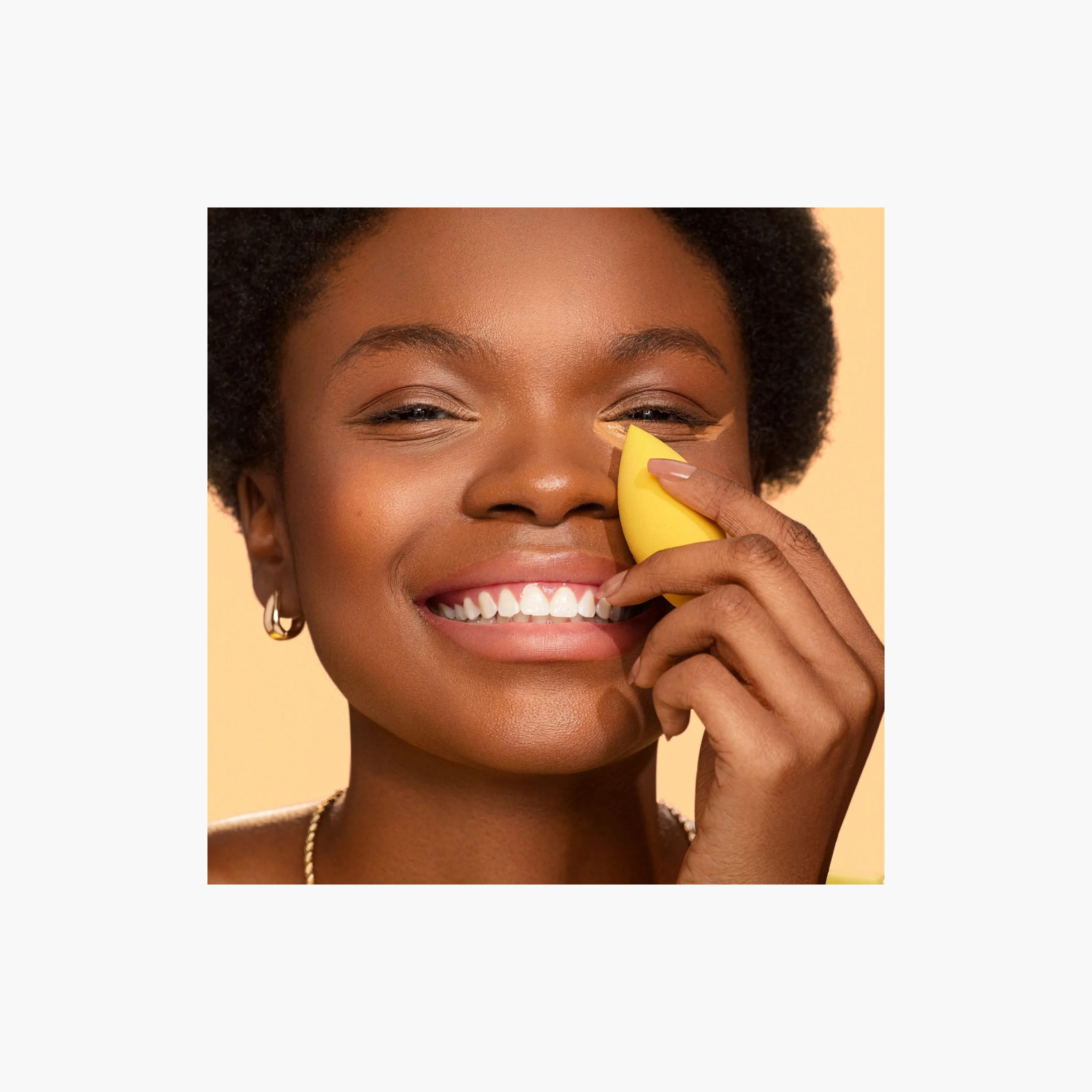 Real Techniques Miracle Concealer Sponge-beautyandpersonalcare-makeup-brushesandaccessories-sponges-image-2