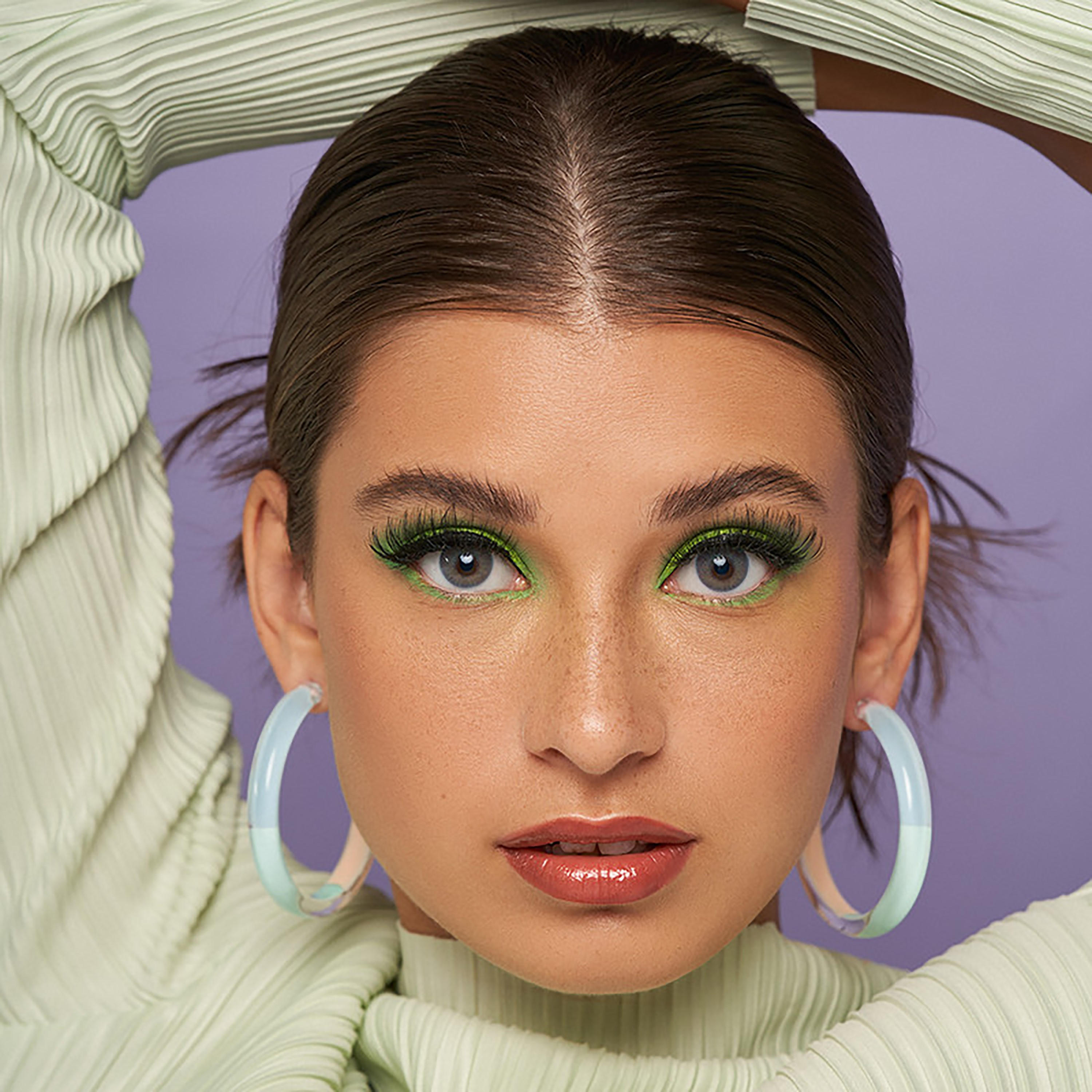 مجموعة ليالا تحتوي على عدستين ذو ساجا بلون رمادي-beautyandpersonalcare-makeup-eyes-colorcontactlenses-image-2