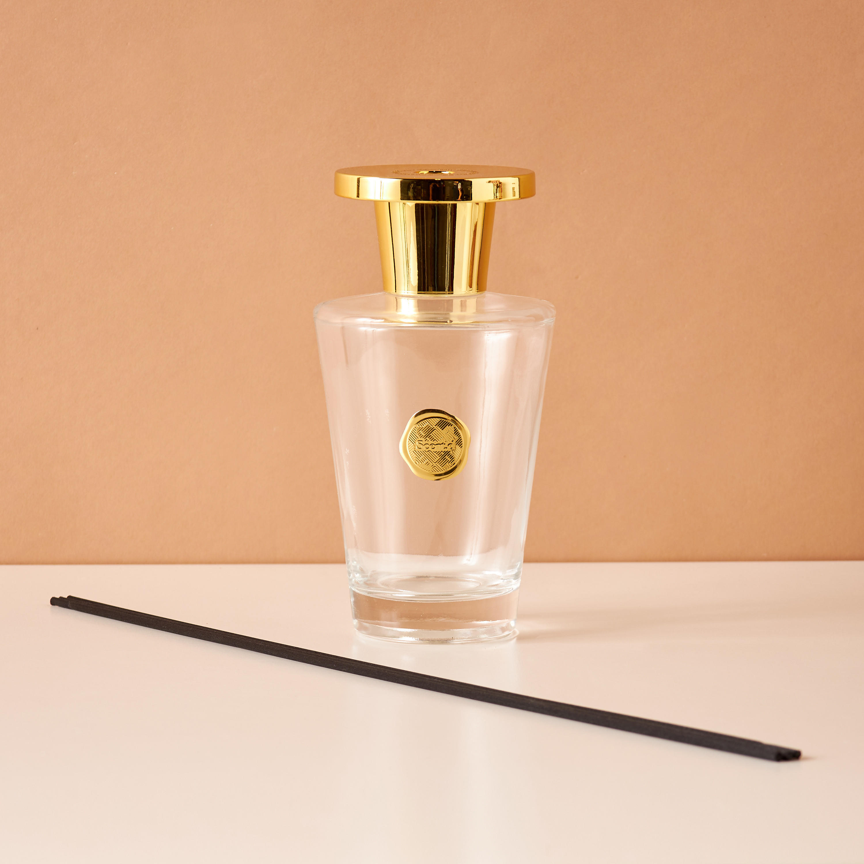 Scent.d Oud Supreme Reed Diffuser - 1 L-household-homefragrance-reeddiffusers-image-1