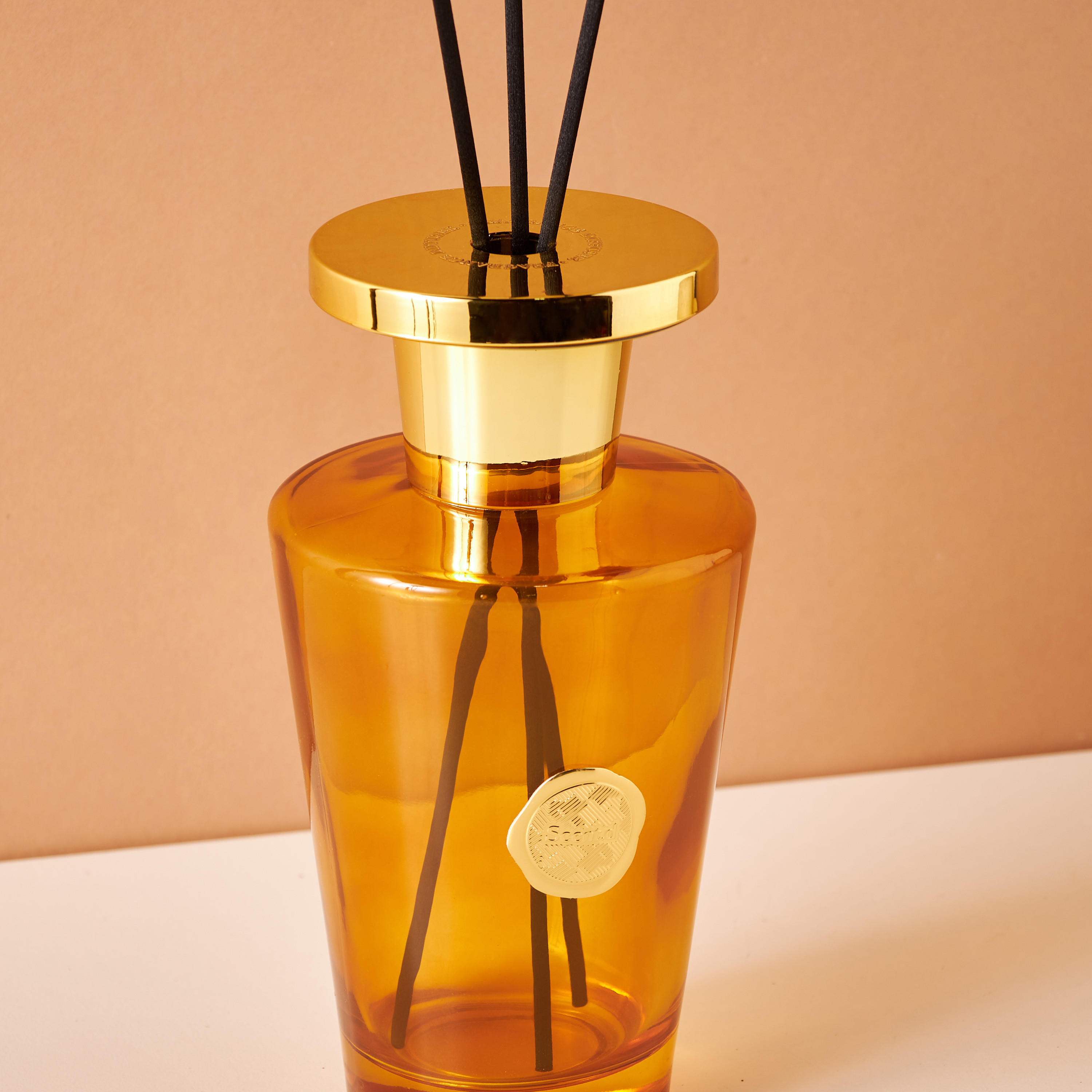 Scent.d Oud Supreme Reed Diffuser - 1 L-household-homefragrance-reeddiffusers-image-3