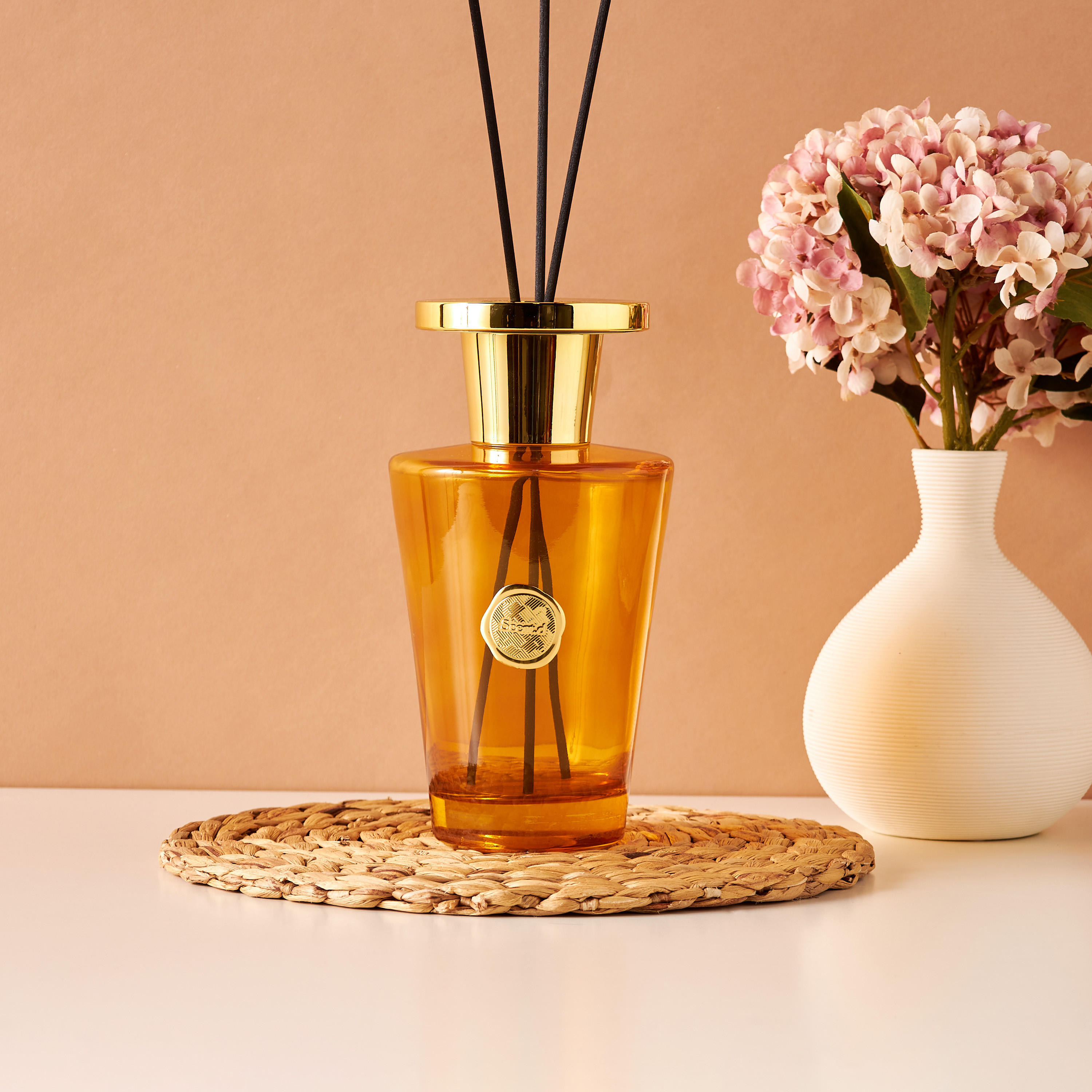 Scent.d Oud Supreme Reed Diffuser - 1 L-household-homefragrance-reeddiffusers-image-4