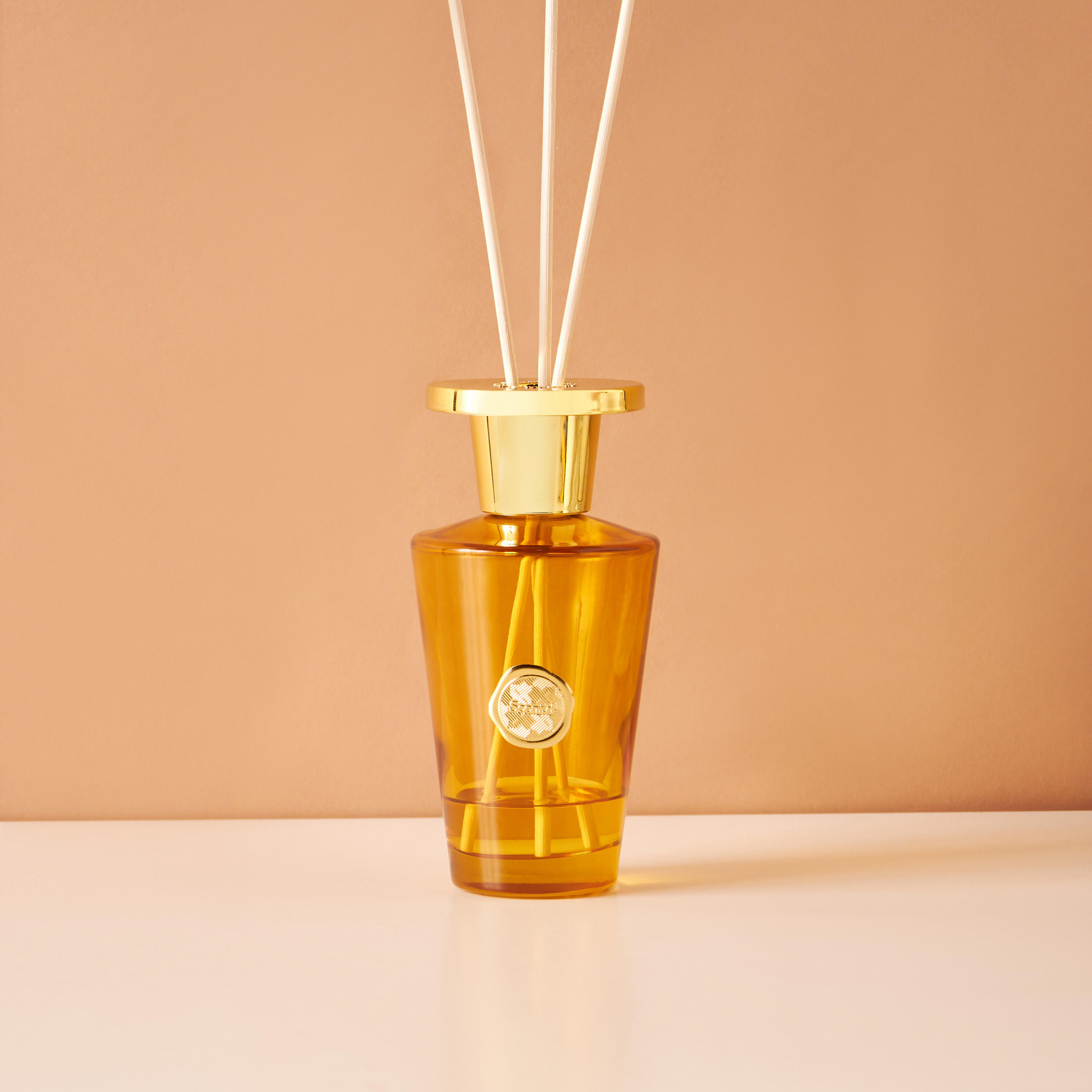 Scent.d Dark Wood Reed Diffuser - 300 ml-household-homefragrance-reeddiffusers-image-2