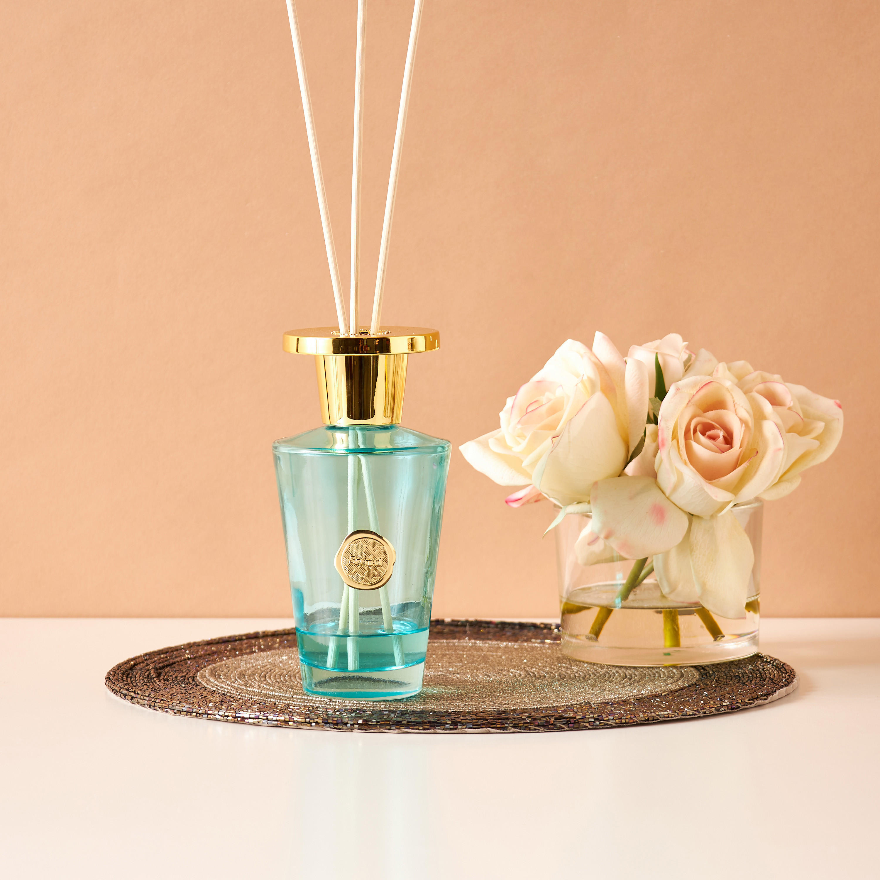Scent.d Dark Wood Reed Diffuser - 300 ml-household-homefragrance-reeddiffusers-image-4