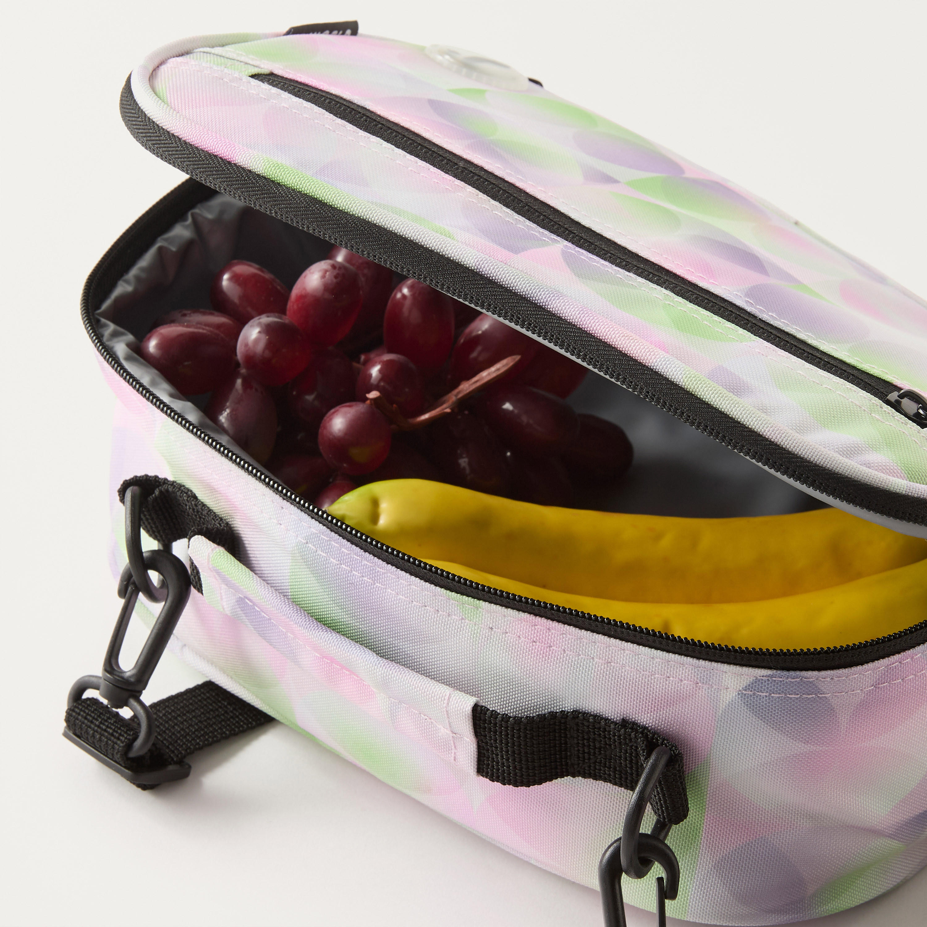 J World Printed Lunch Bag with Detachable Strap-school-lunchessentials-lunchbags-image-5