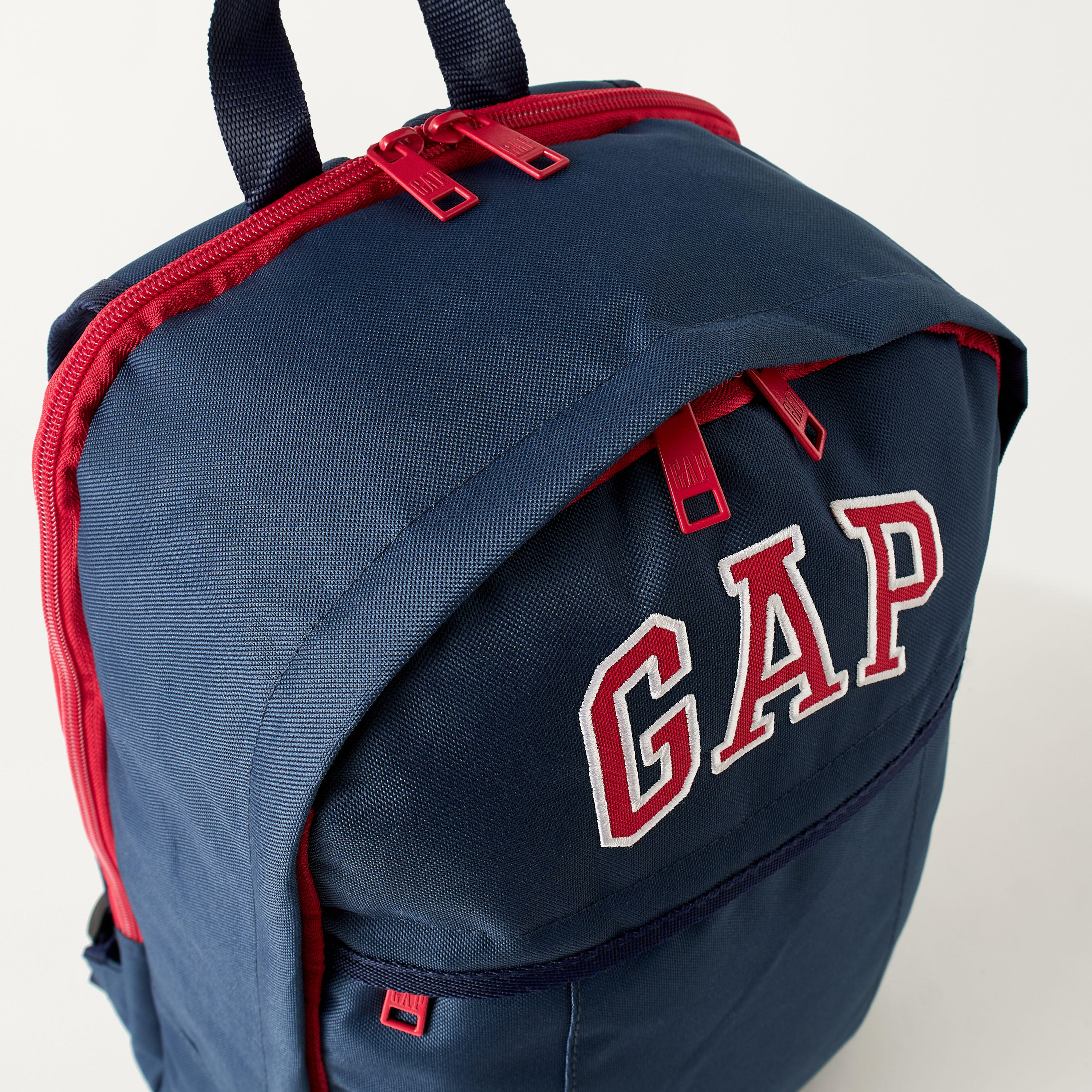 GAP 17-inch Solid Backpack with Adjustable Straps and Zip Closure - 29x12x43 cms-cpkids-backtoschool-schoolbagsandbackpacks-backpacks-image-4