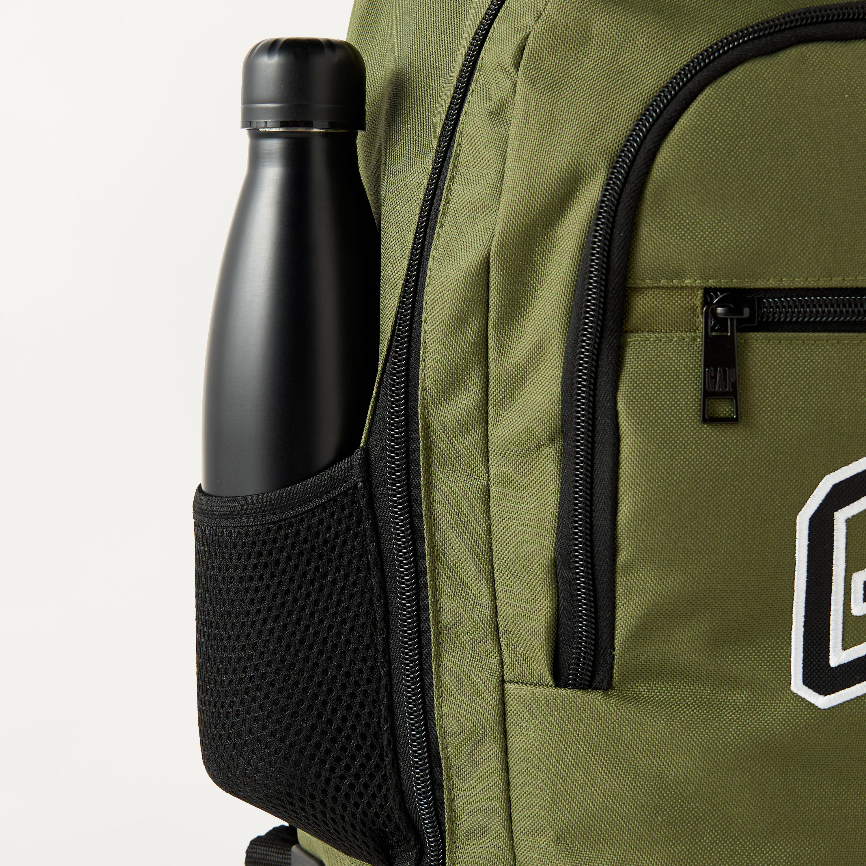 GAP 18-inch Solid Trolley Backpack with Retractable Handle - 30x16x46 cms-school-bagsandbackpacks-trolleybags-image-5