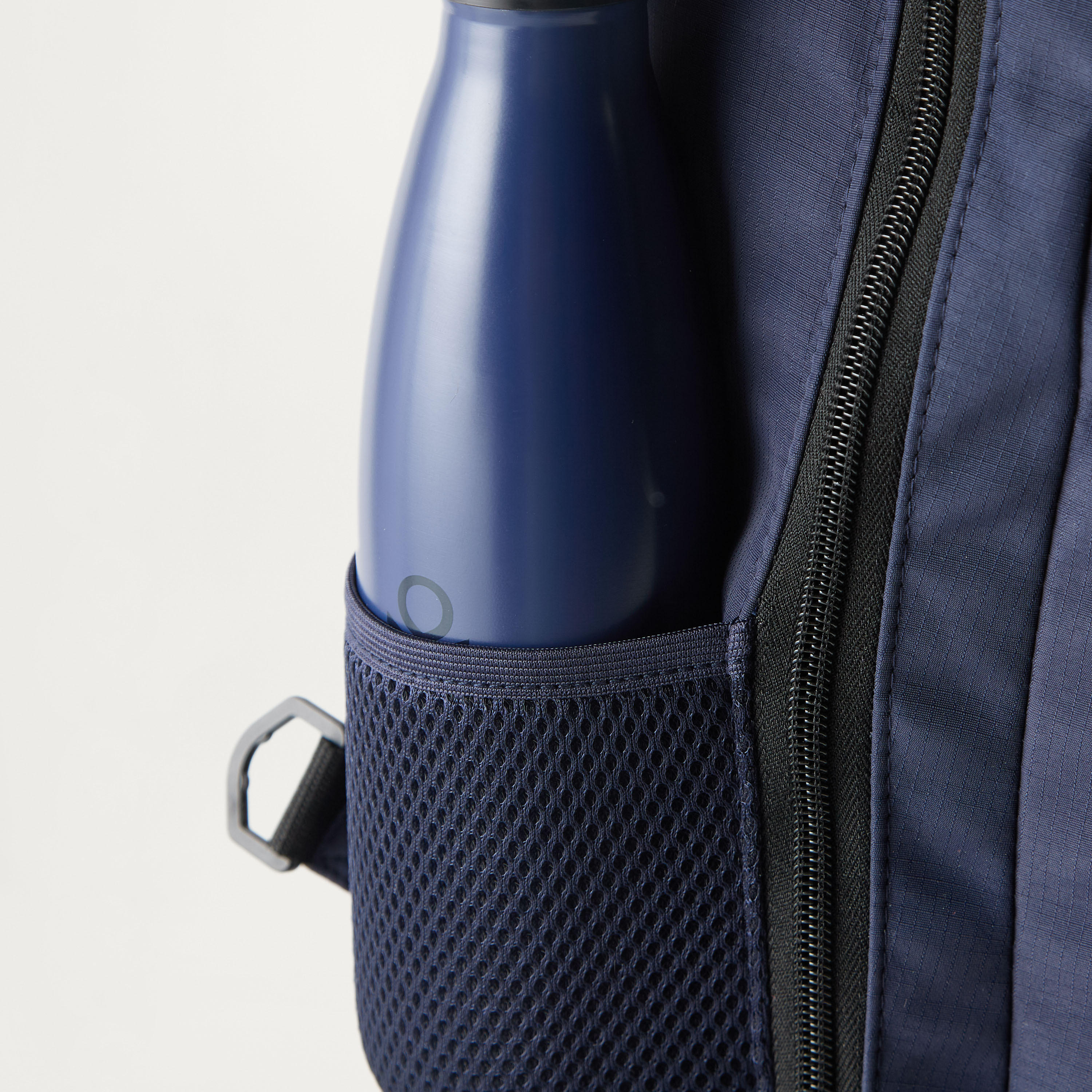 شنطة ظهر ترولي 18 بوصة بمقبض قابل للسحب وطبعات شعار من جاب- 30x16x46 سم-school-bagsandbackpacks-trolleybags-image-8