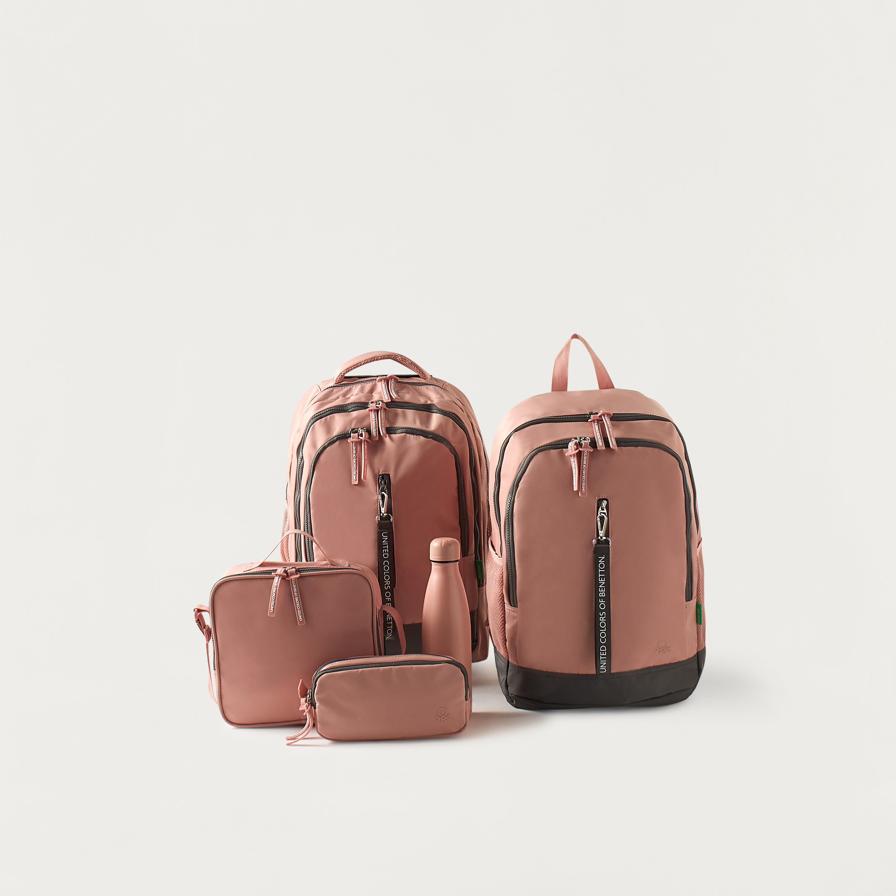 شنطة ظهر سادة 18 بوصة بحمالات كتف قابلة للتّعديل من يو سي بي - 29x15x45 سم-school-bagsandbackpacks-backpacks-image-9