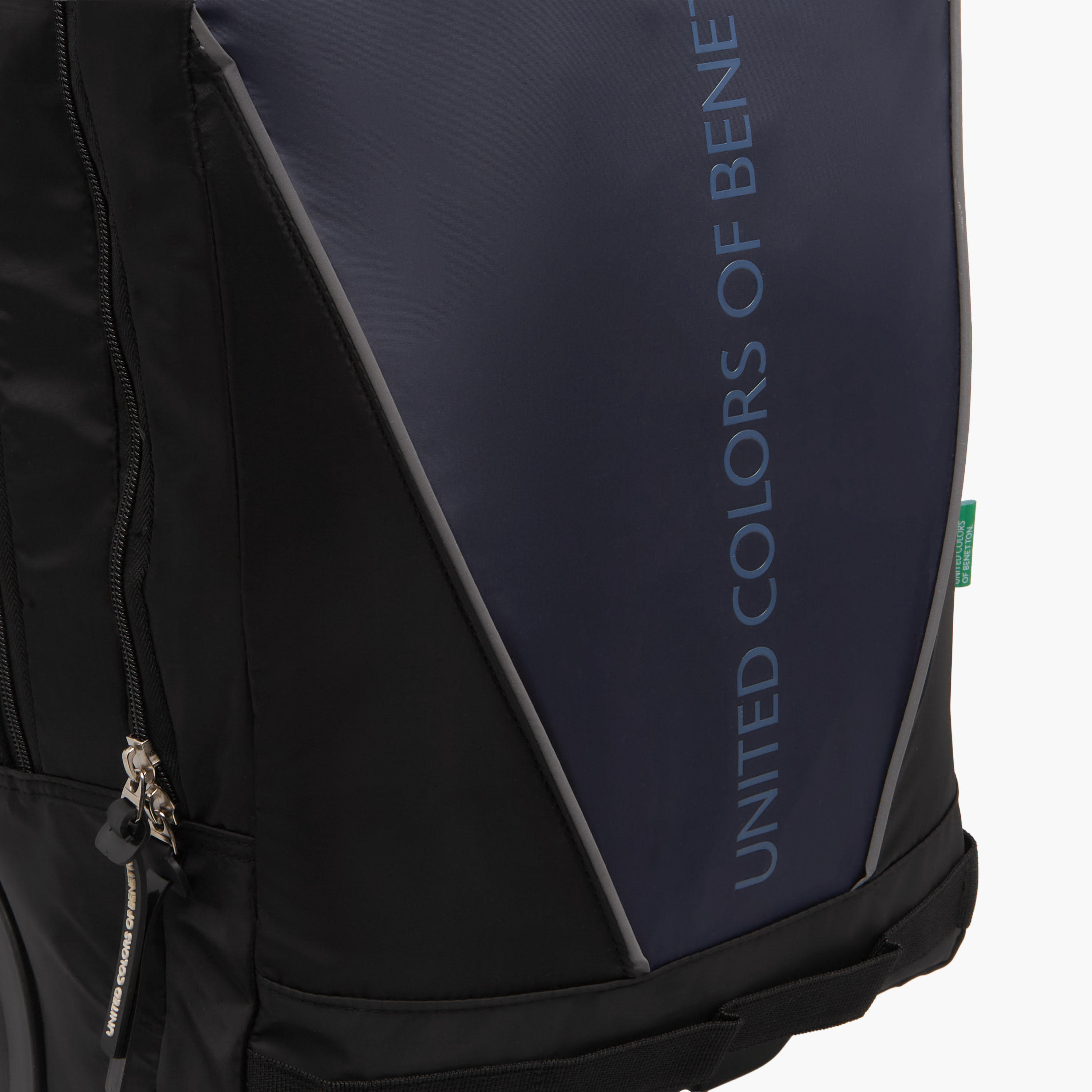 شنطة ظهر ترولي 18 بوصة بمقبض قابل للسحب من يو سي بي - 30x16x46 سم-school-bagsandbackpacks-trolleybags-image-7