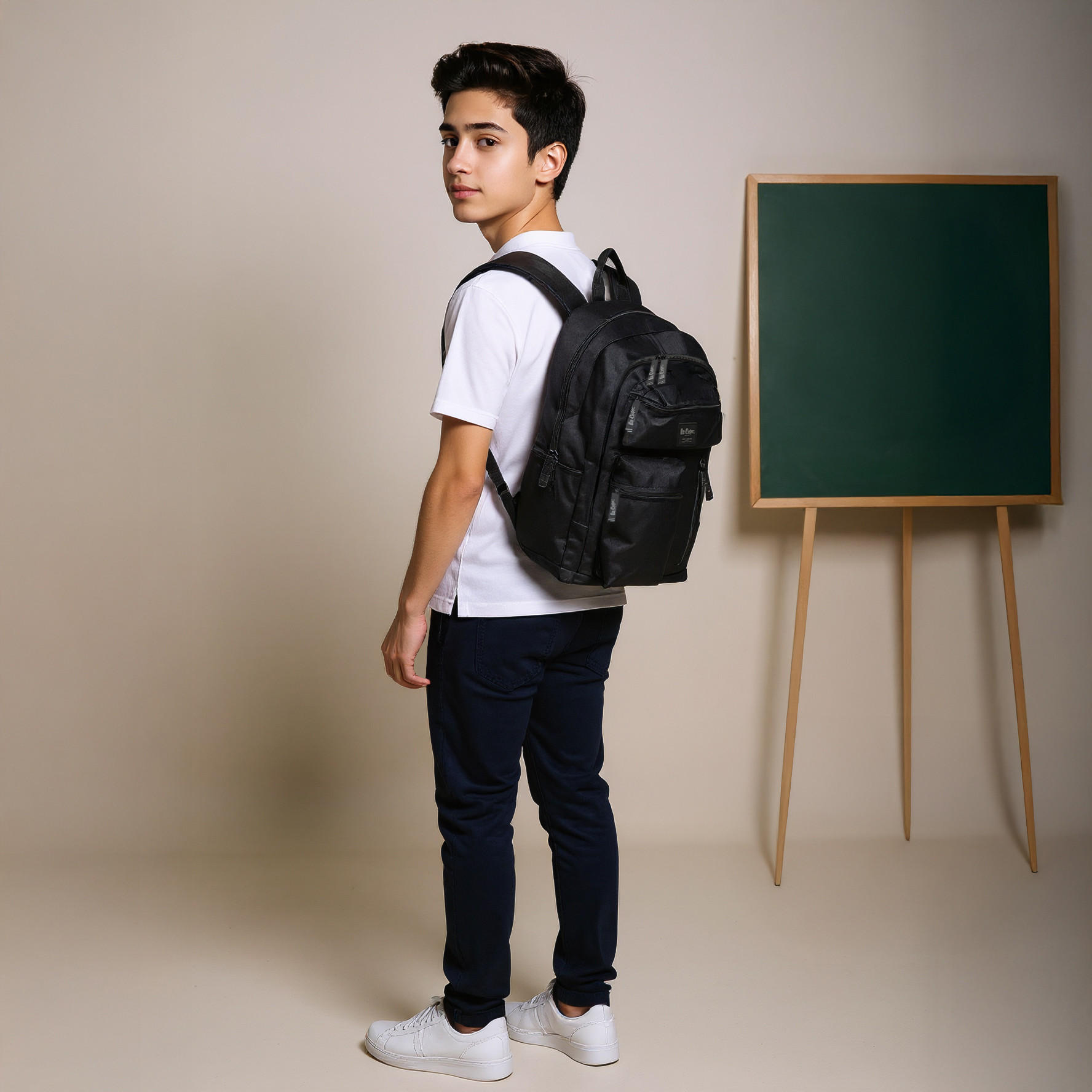Lee Cooper Solid Backpack with Adjustable Straps and Zip Closure - 32x15x47 cm-cpkids-backtoschool-schoolbagsandbackpacks-backpacks-image-3