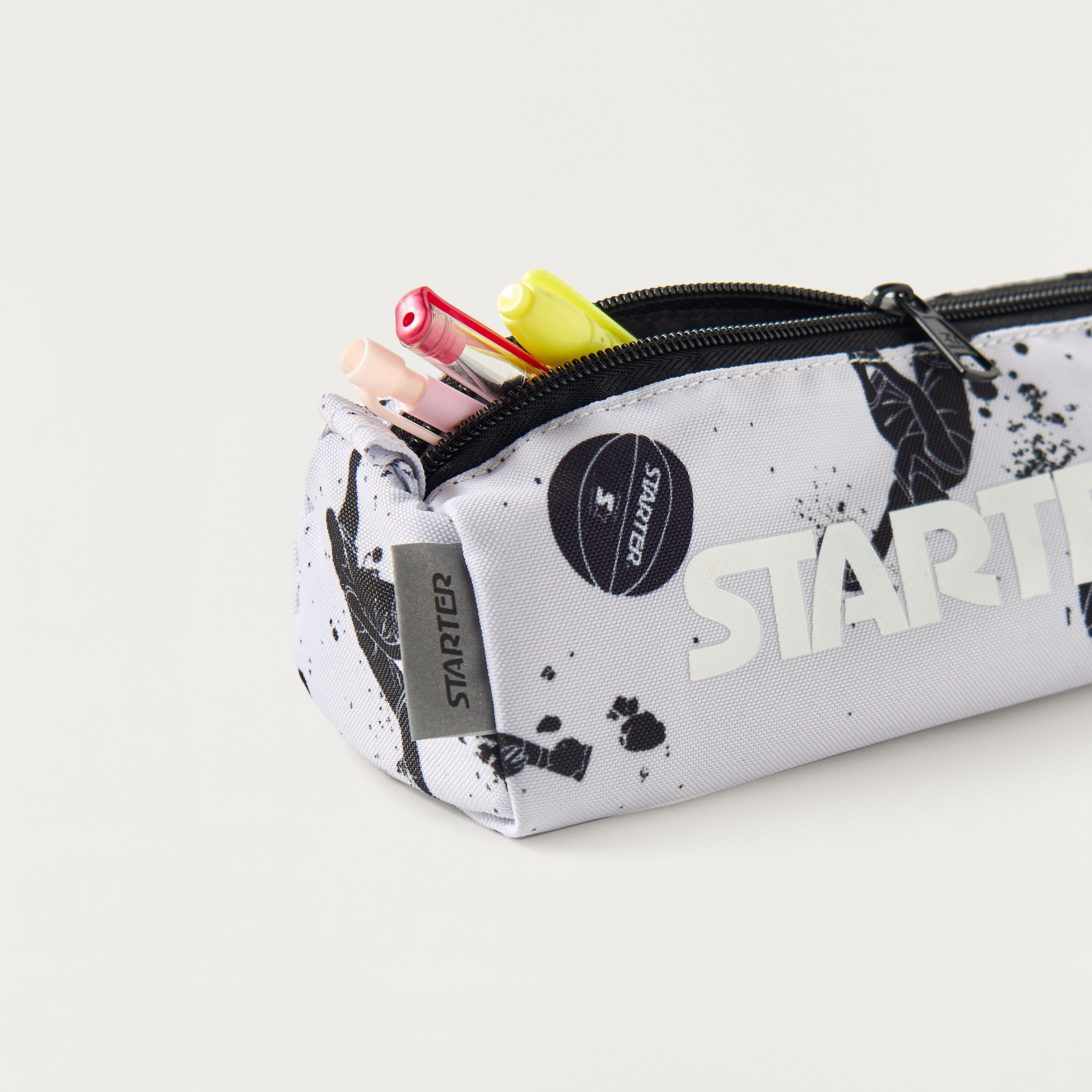 مقلمة بسحاب إغلاق وطبعات كرة سلة من ستارتر-school-stationery-pencilcases-image-6