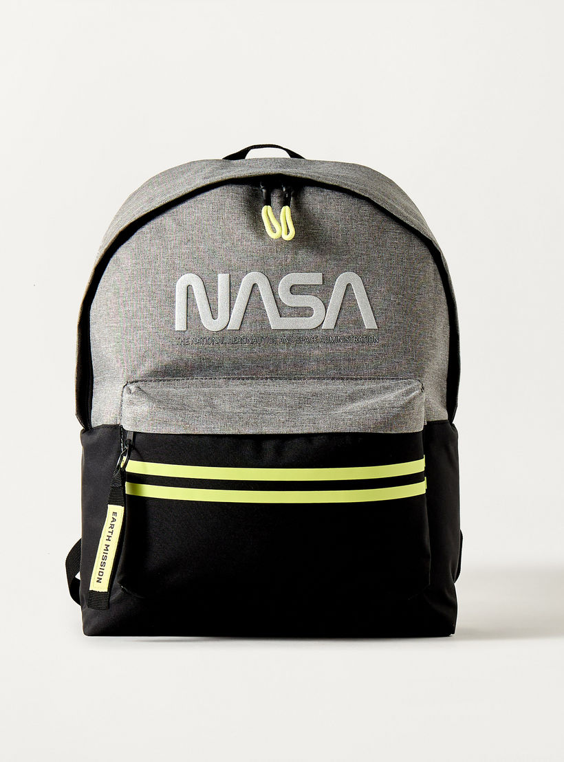 شنطة ظهر 17 بوصة بارزة الملمس بحمّالات قابلة للتعديل من ناسا - 43x32x14 سم-school-bagsandbackpacks-backpacks-image-1