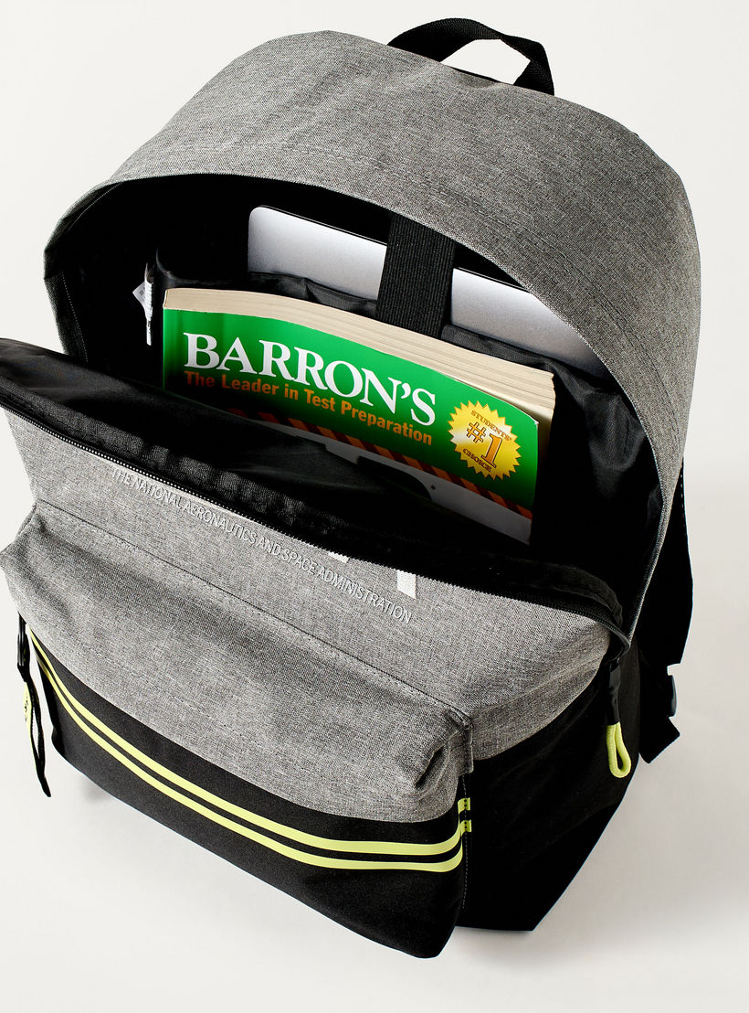 شنطة ظهر 17 بوصة بارزة الملمس بحمّالات قابلة للتعديل من ناسا - 43x32x14 سم-school-bagsandbackpacks-backpacks-image-6