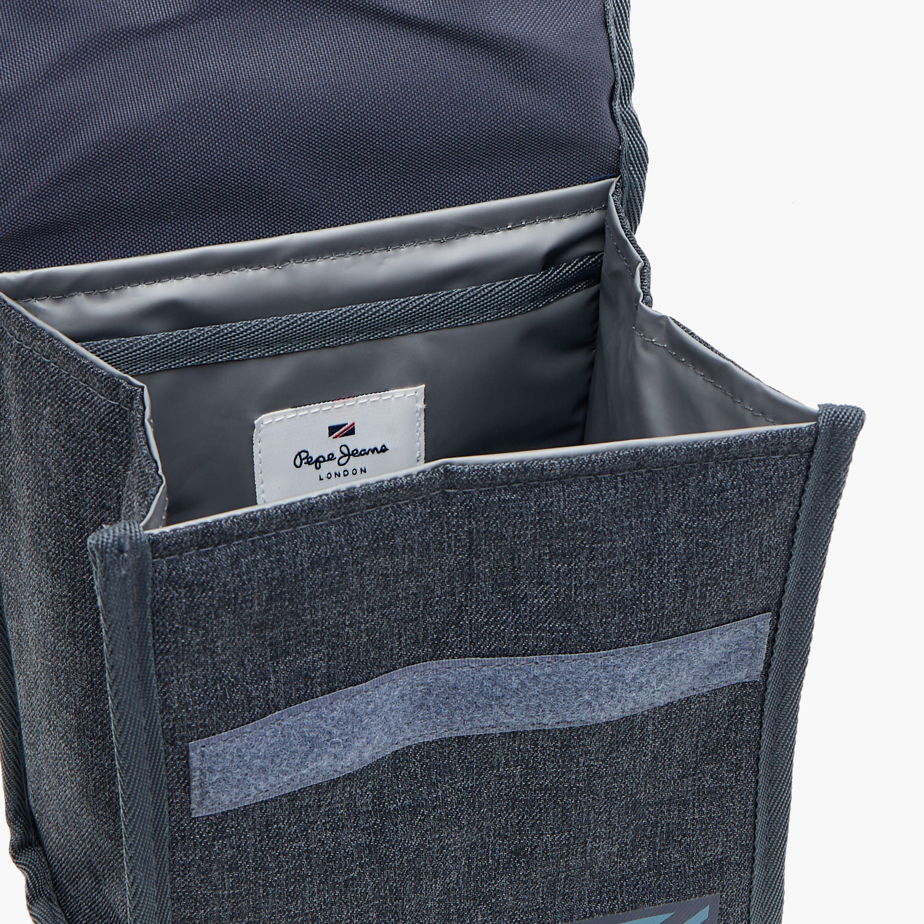 Pepe Jeans Logo Print Lunch Bag with Grab Handle-school-lunchessentials-lunchbags-image-7